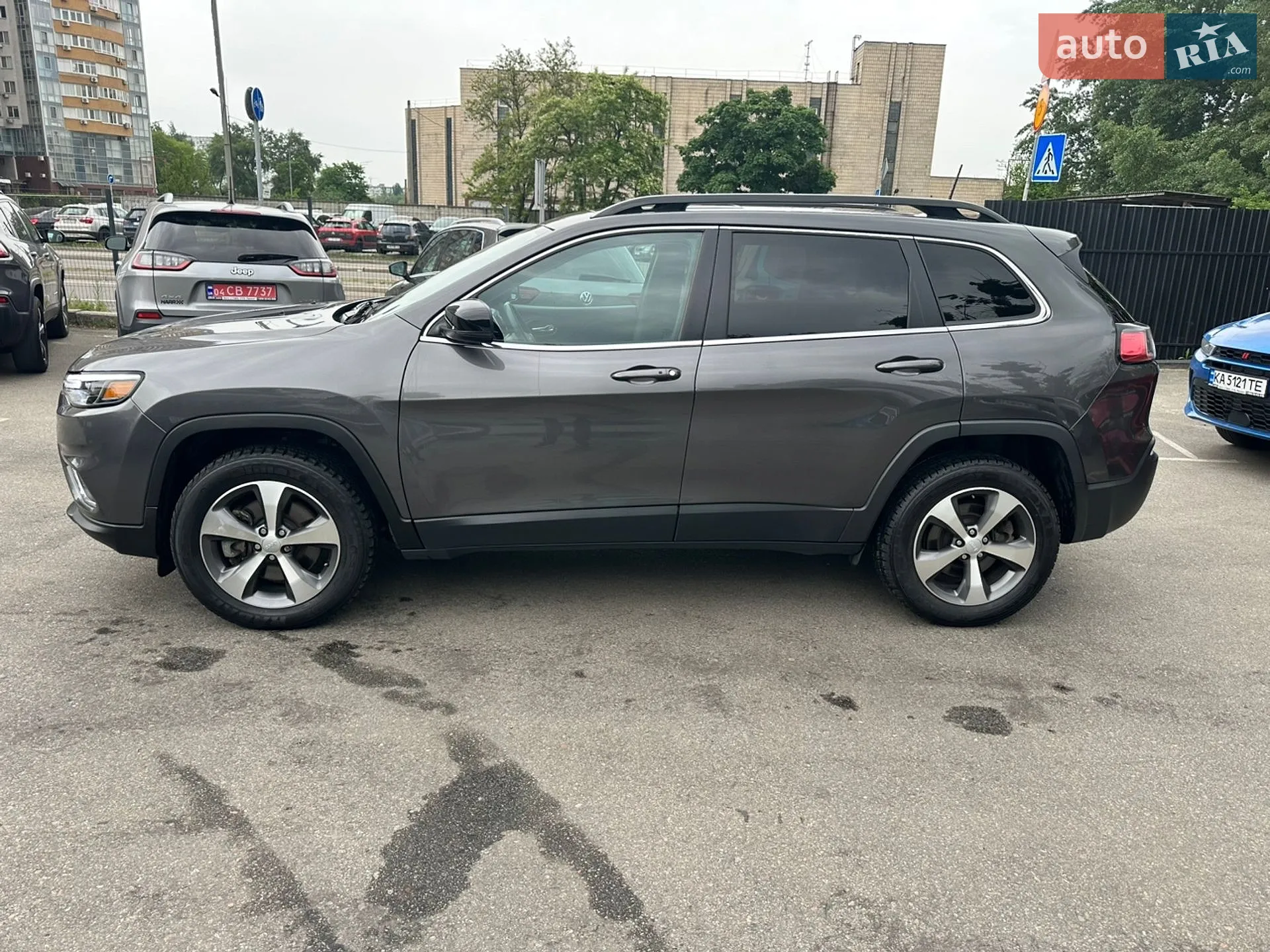 2022 Jeep Cherokee - мініатюра 11
