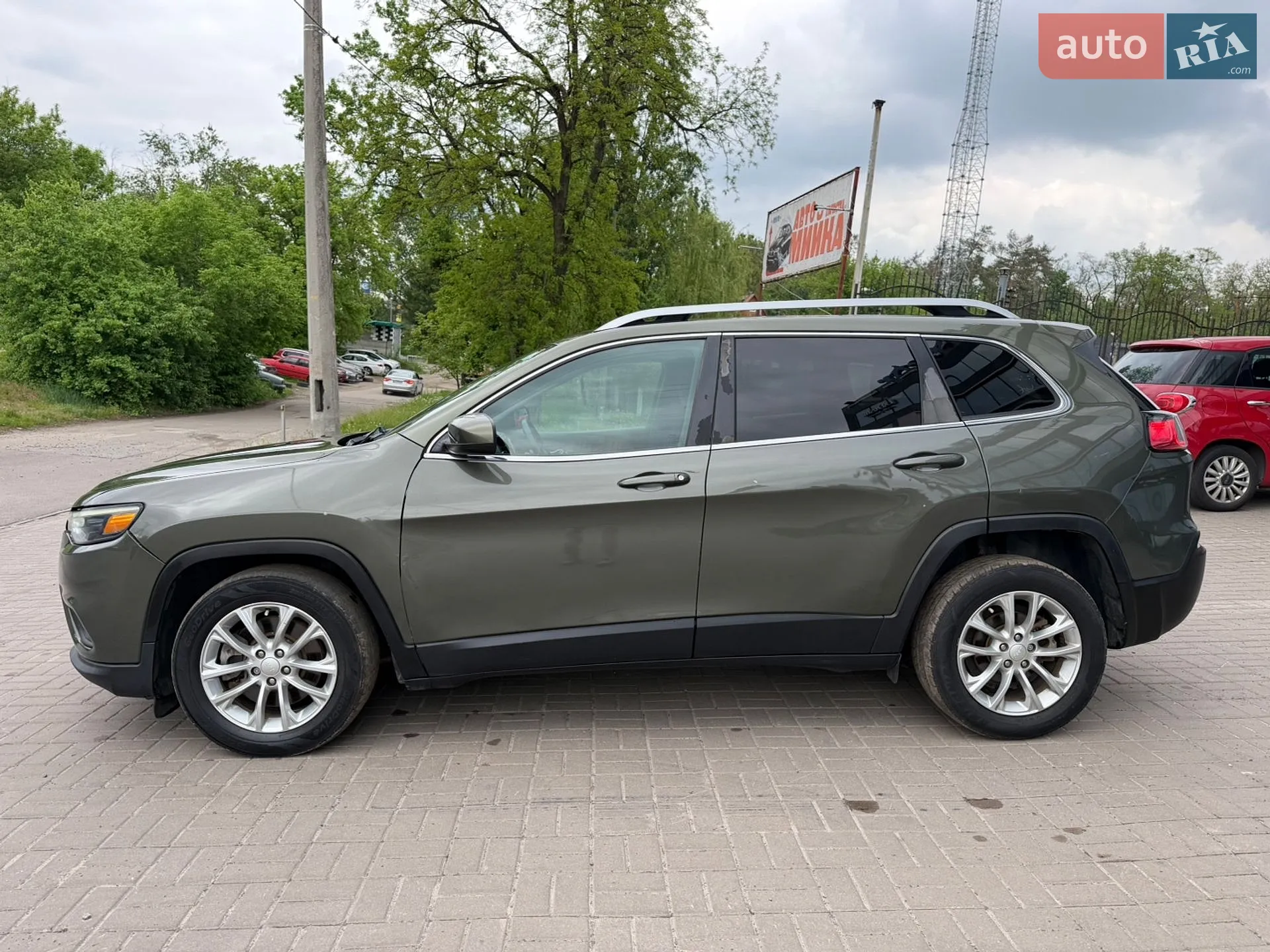 2018 Jeep Cherokee - мініатюра 12