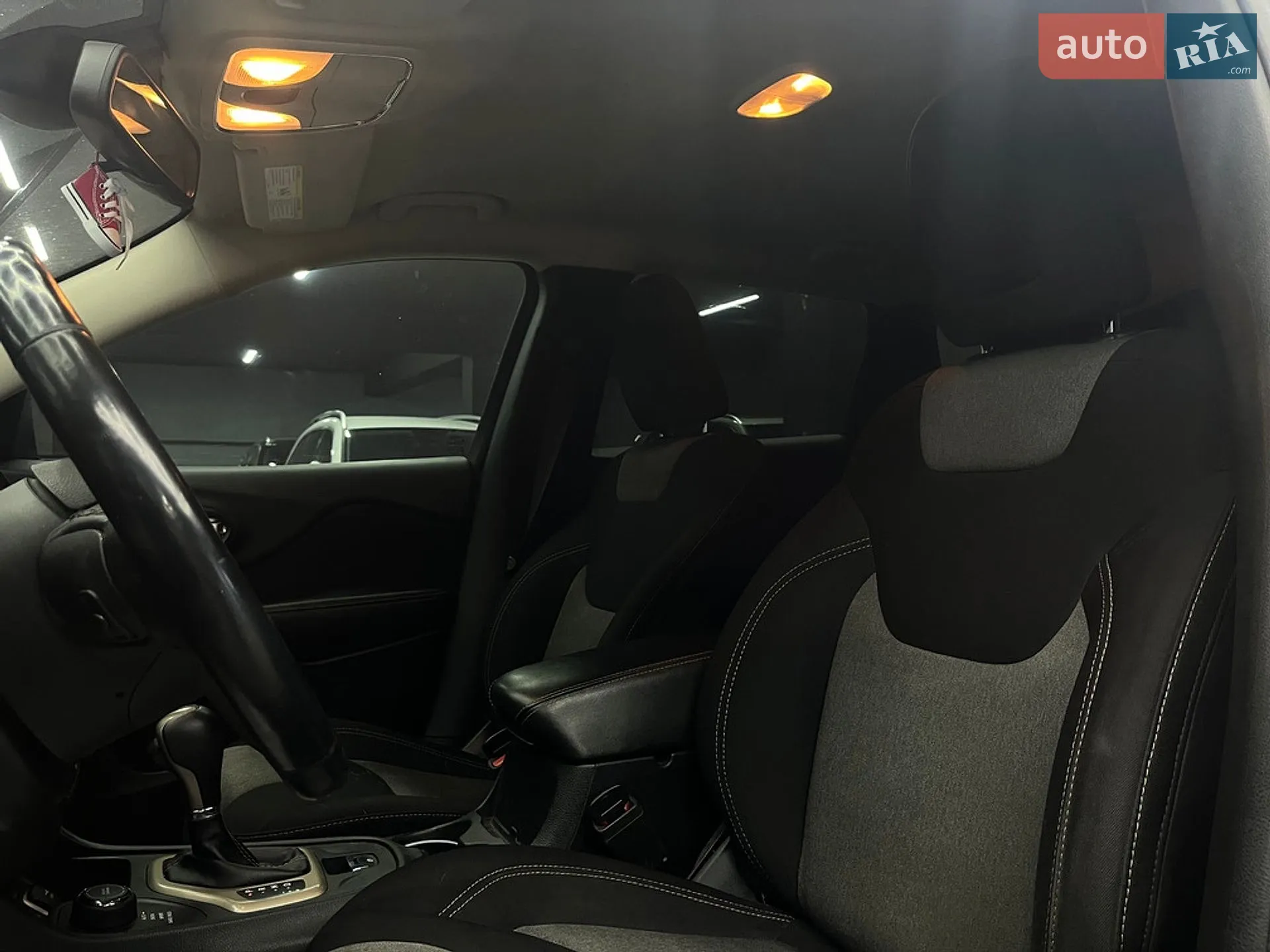 2016 Jeep Cherokee - мініатюра 11