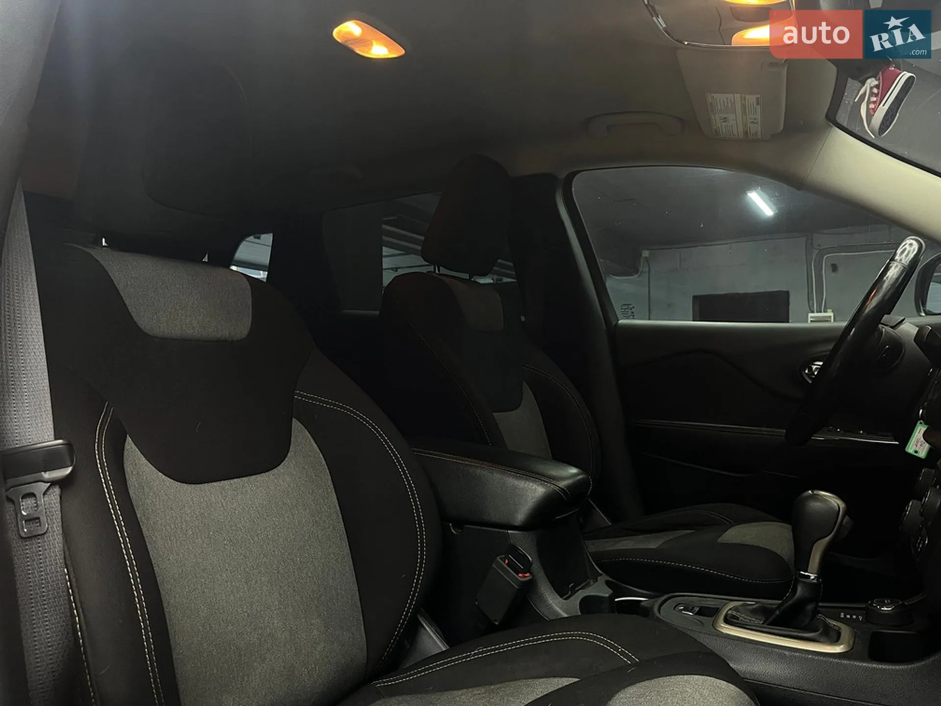 2016 Jeep Cherokee - мініатюра 19