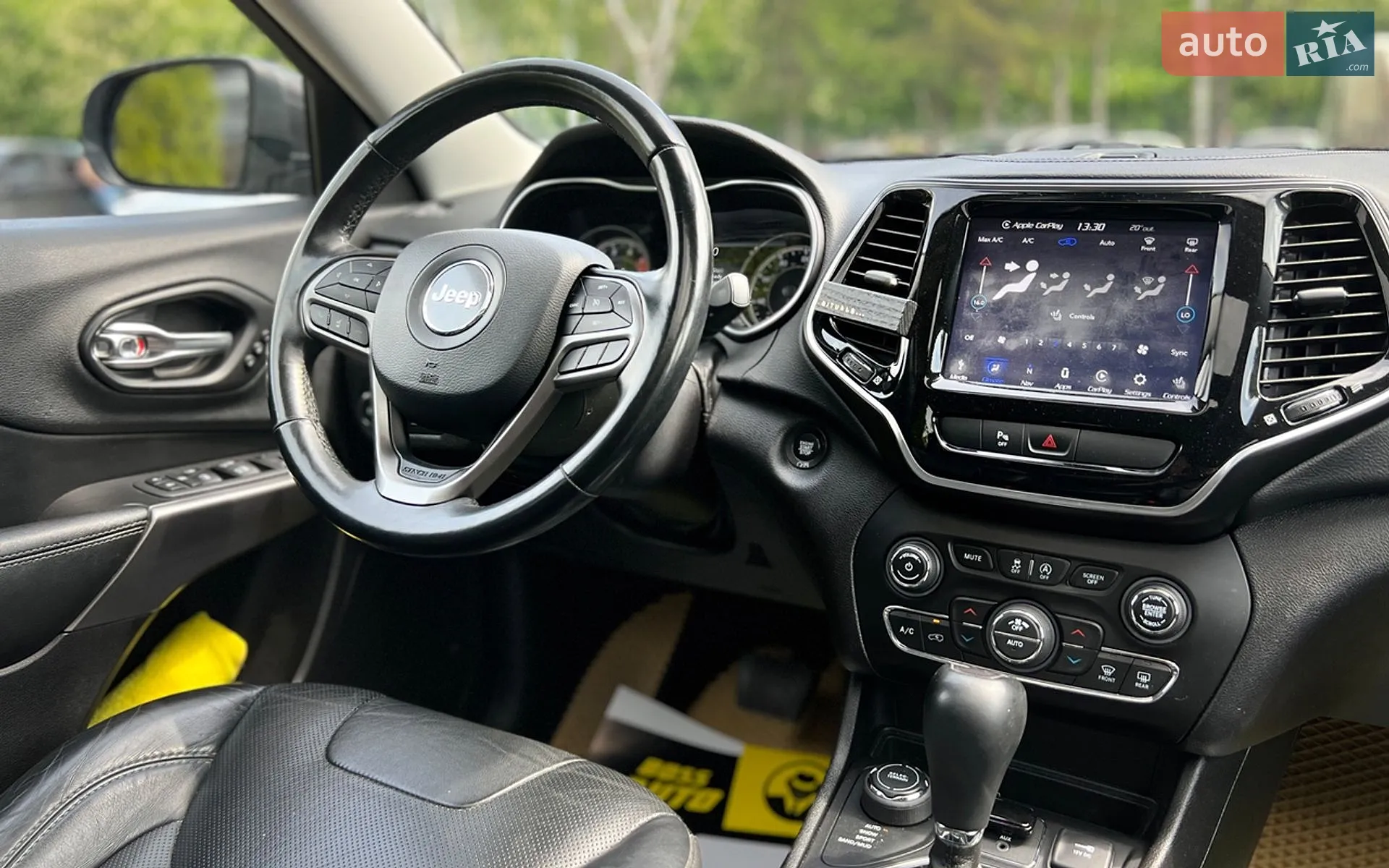 2019 Jeep Cherokee - мініатюра 23