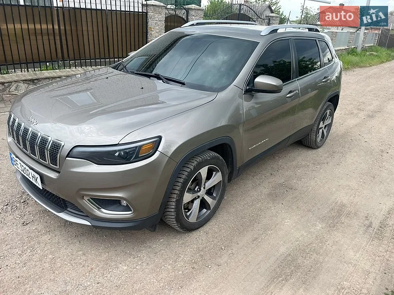 Jeep Cherokee
