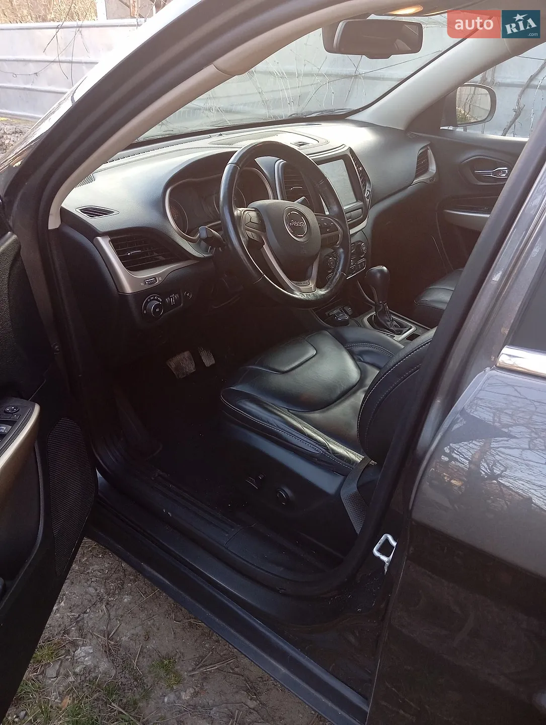 2017 Jeep Cherokee - мініатюра 3