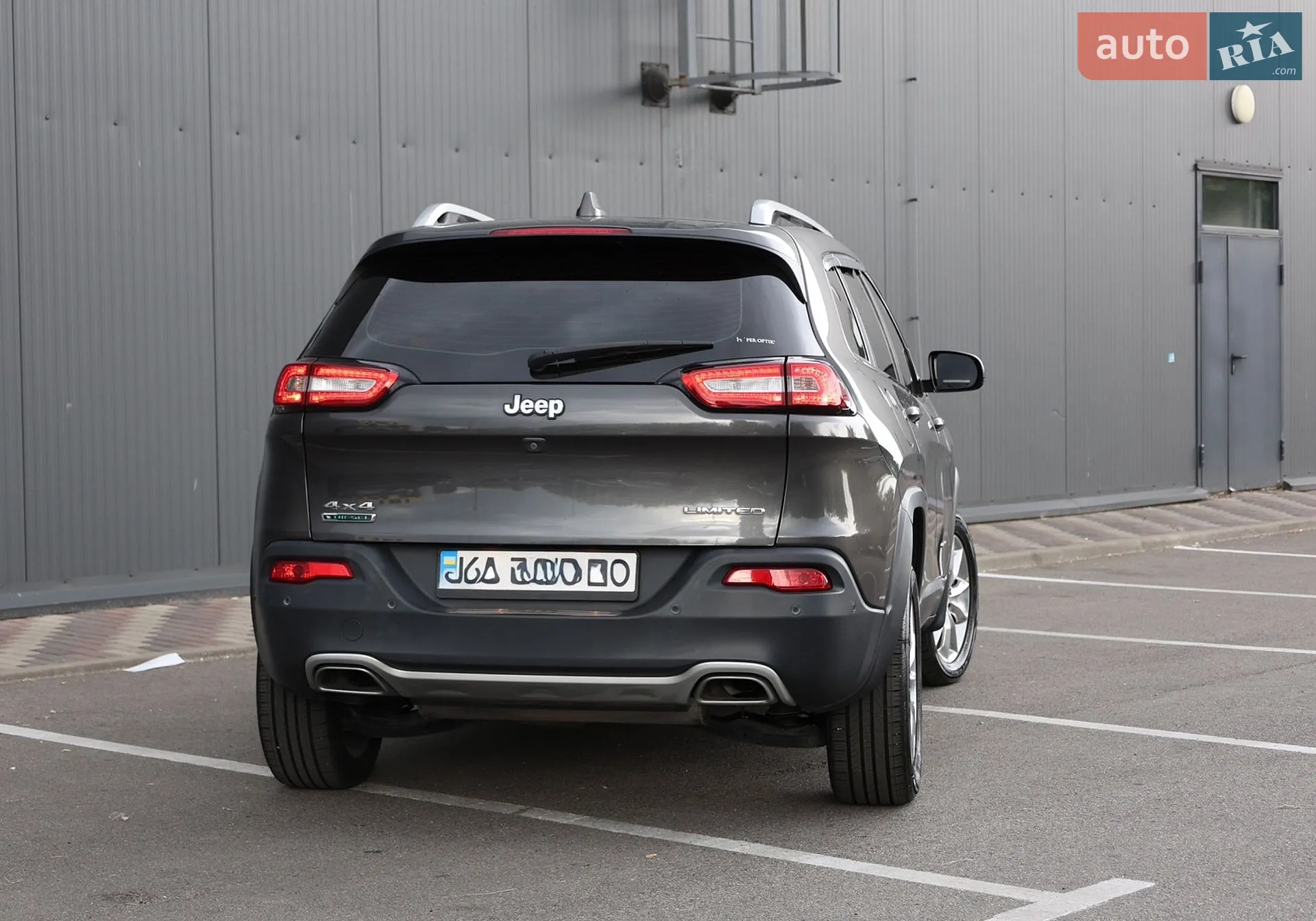2017 Jeep Cherokee - мініатюра 12