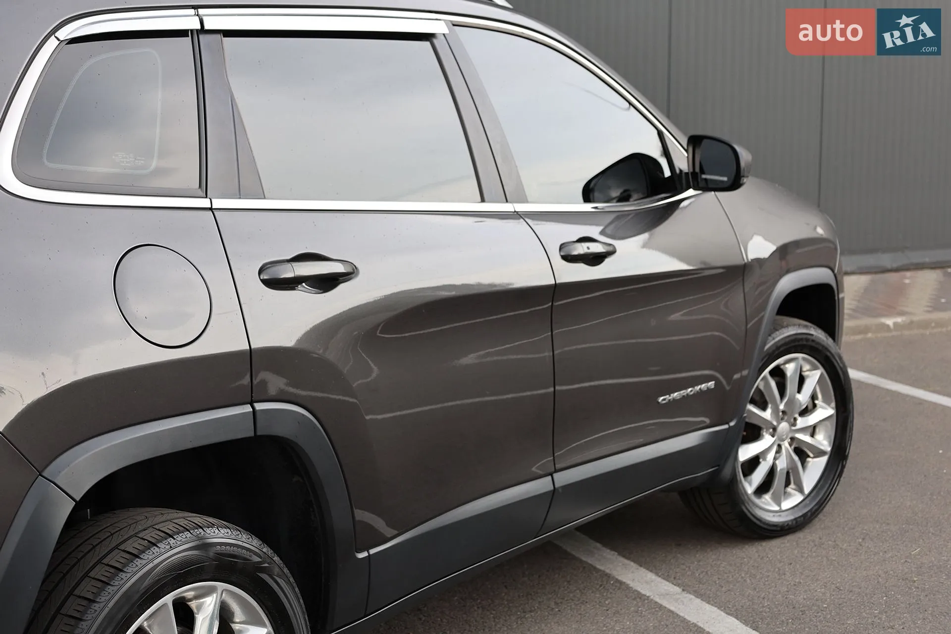 2017 Jeep Cherokee - мініатюра 15