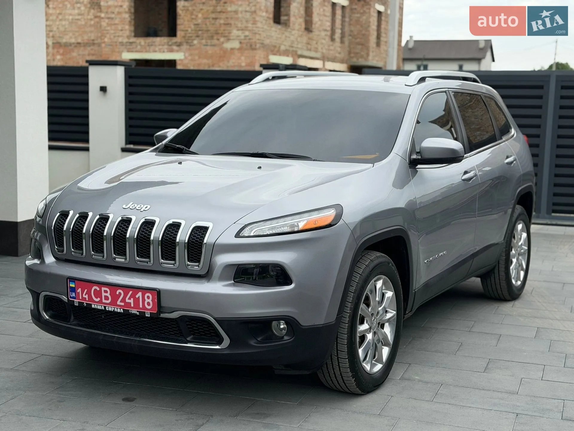 2016 Jeep Cherokee - мініатюра 3