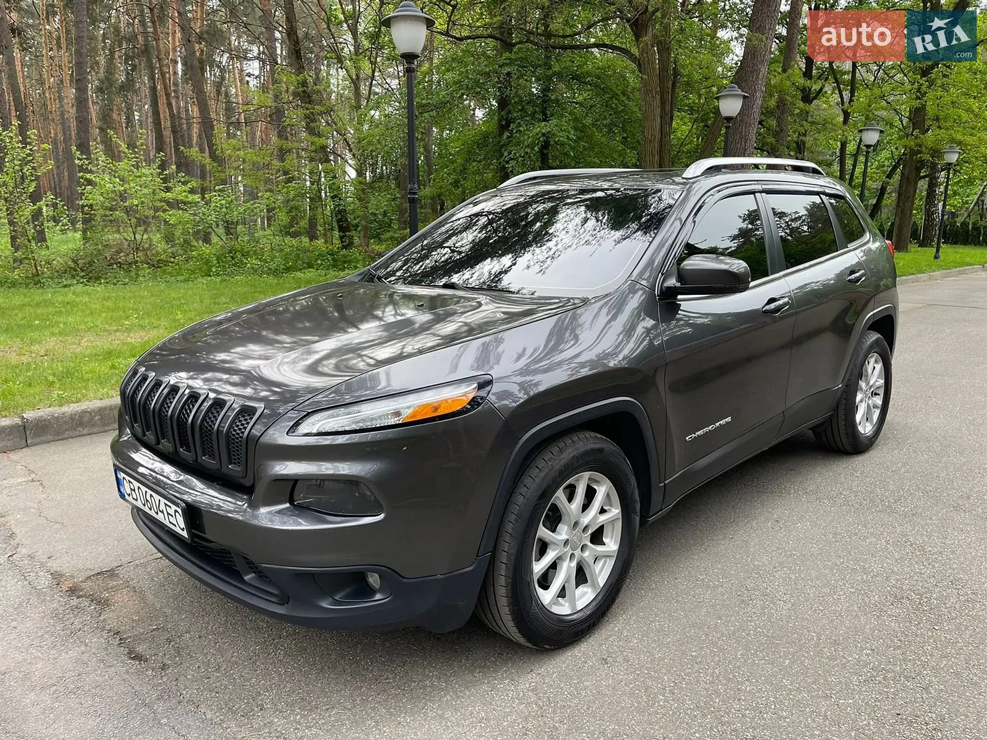 2016 Jeep Cherokee - мініатюра 6