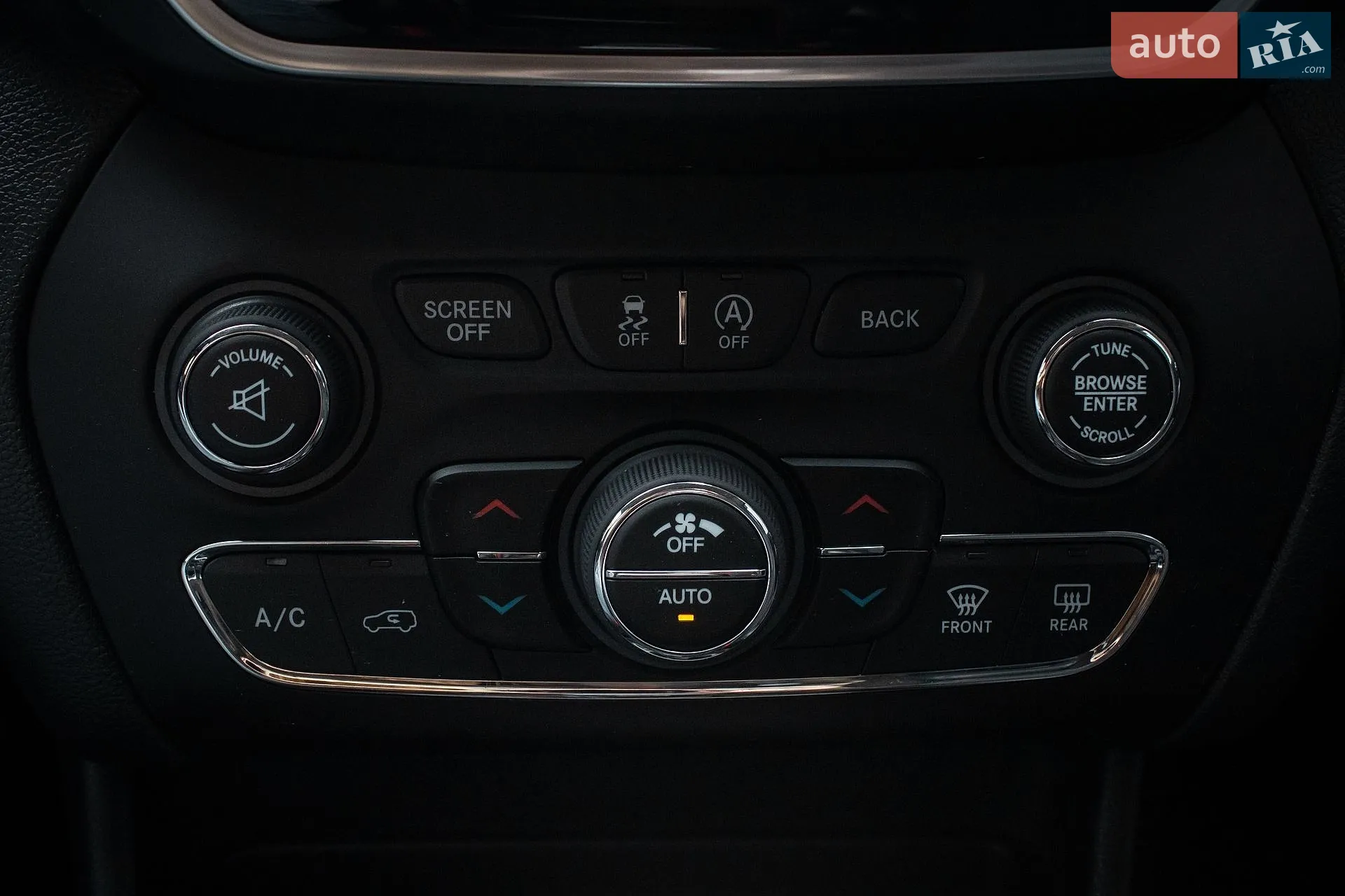 2014 Jeep Cherokee - мініатюра 19