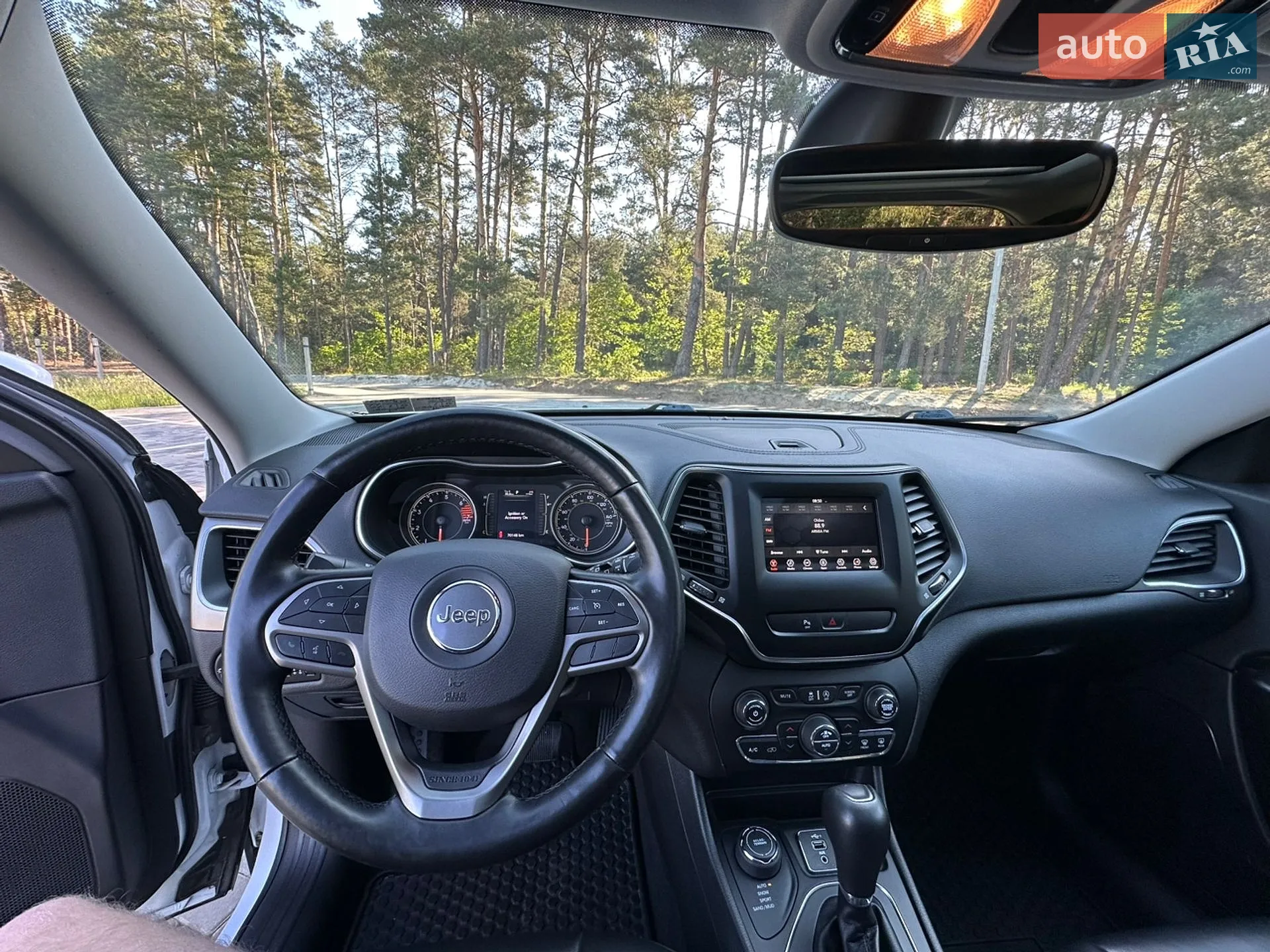 2019 Jeep Cherokee - мініатюра 9