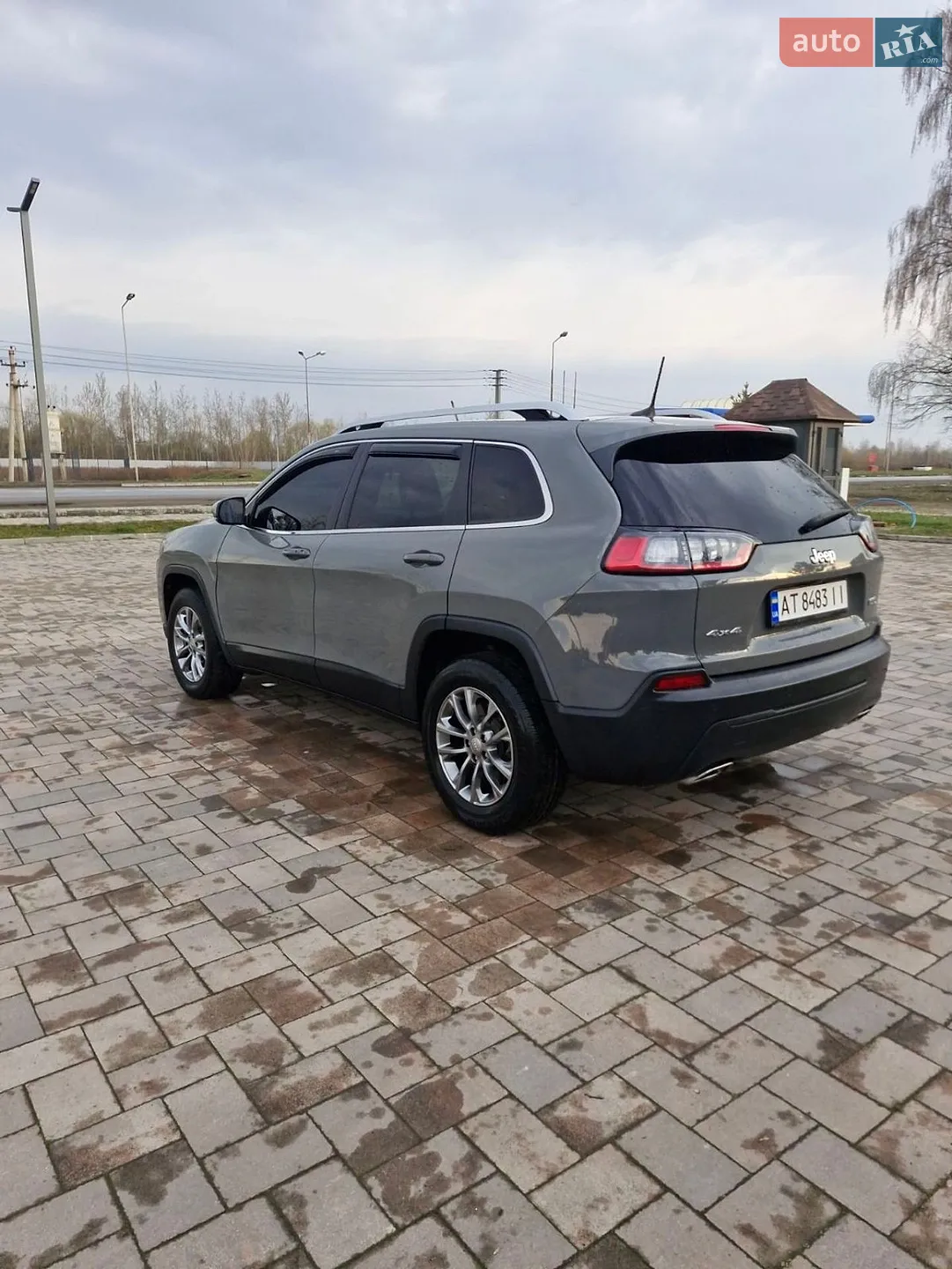 2019 Jeep Cherokee - мініатюра 31