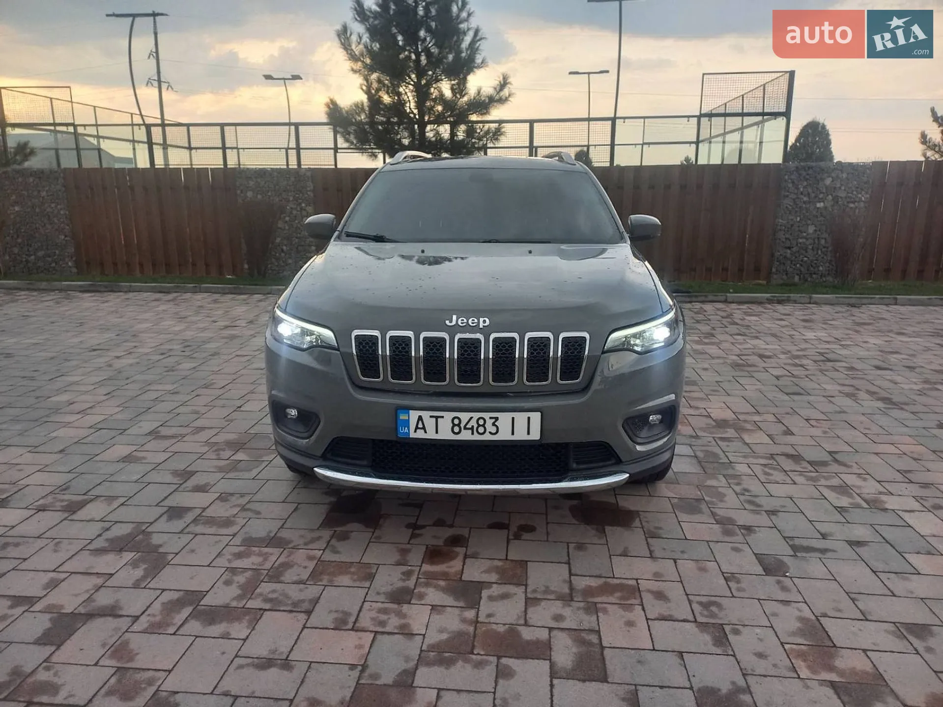 2019 Jeep Cherokee - мініатюра 43