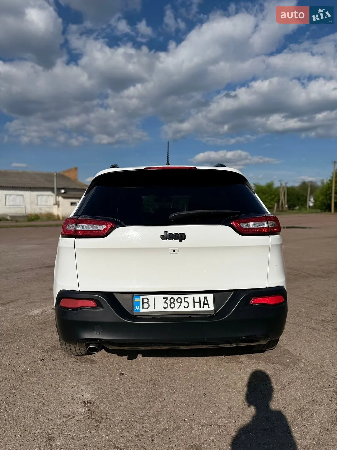 2017 Jeep Cherokee - мініатюра 9