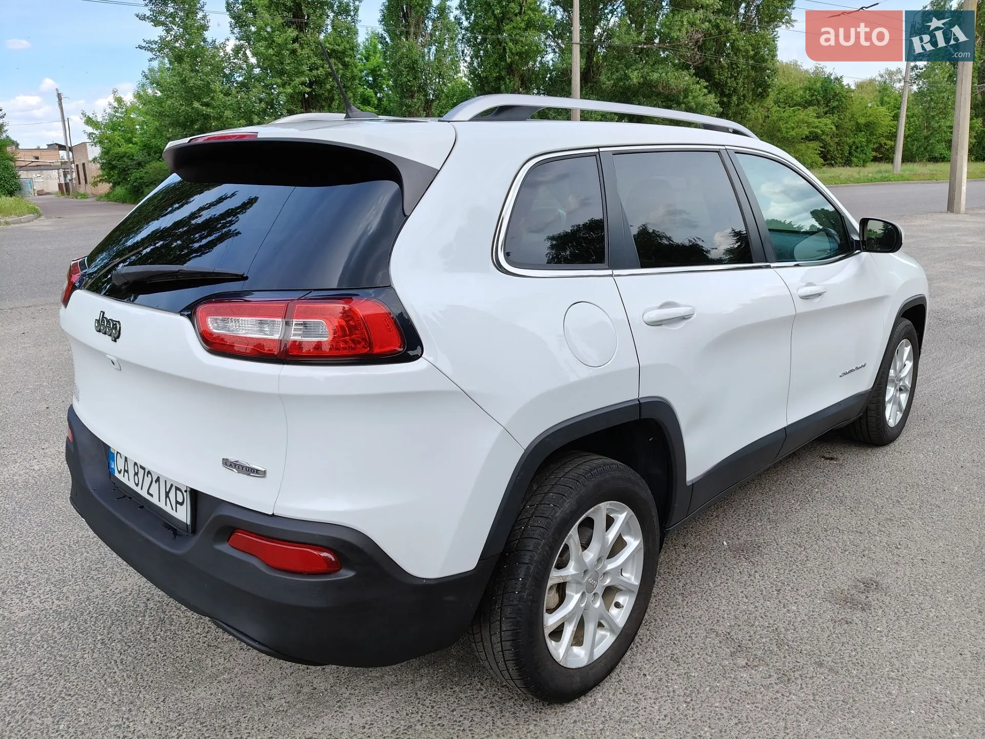 2017 Jeep Cherokee - мініатюра 9