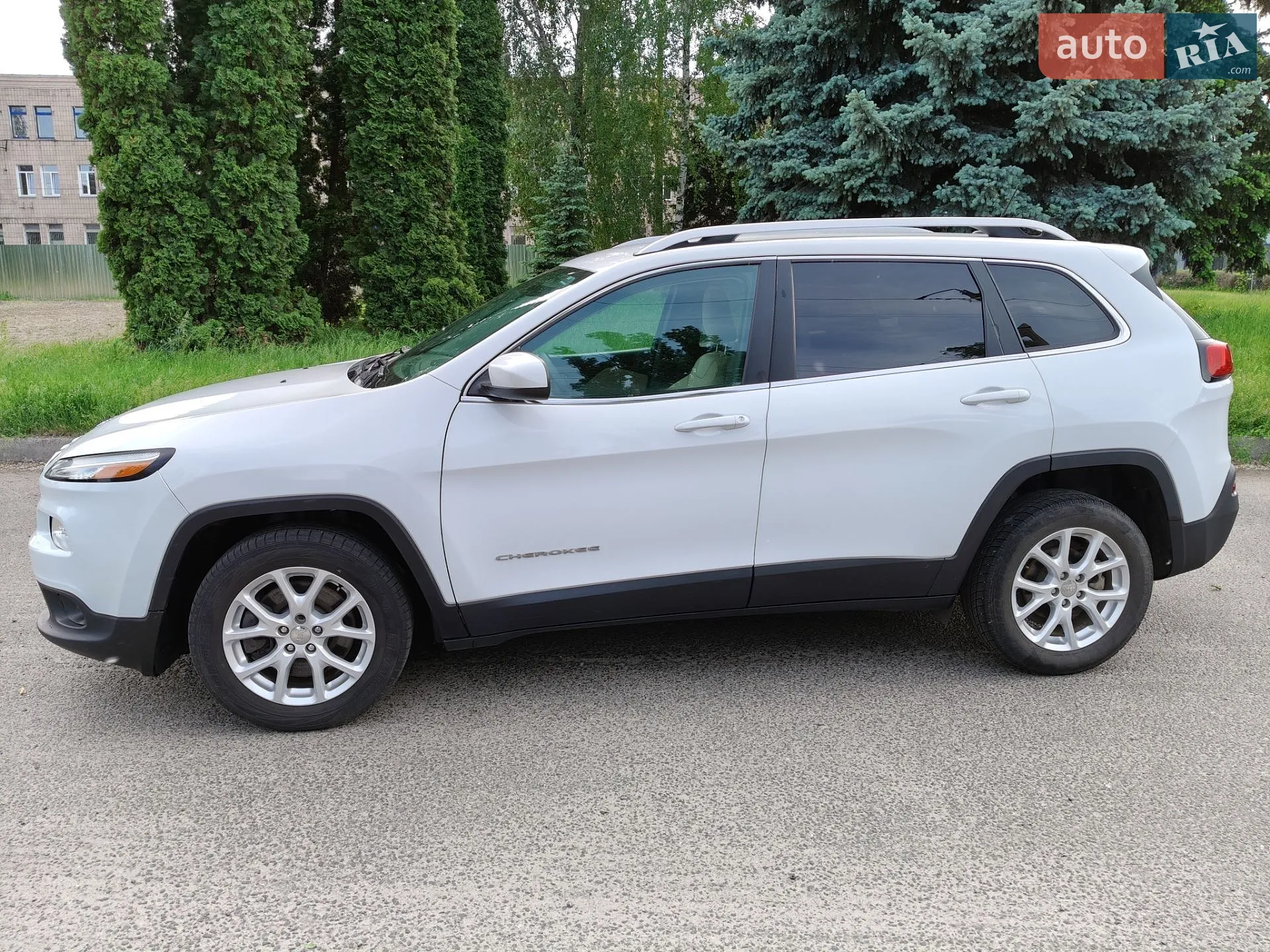 2017 Jeep Cherokee - мініатюра 6