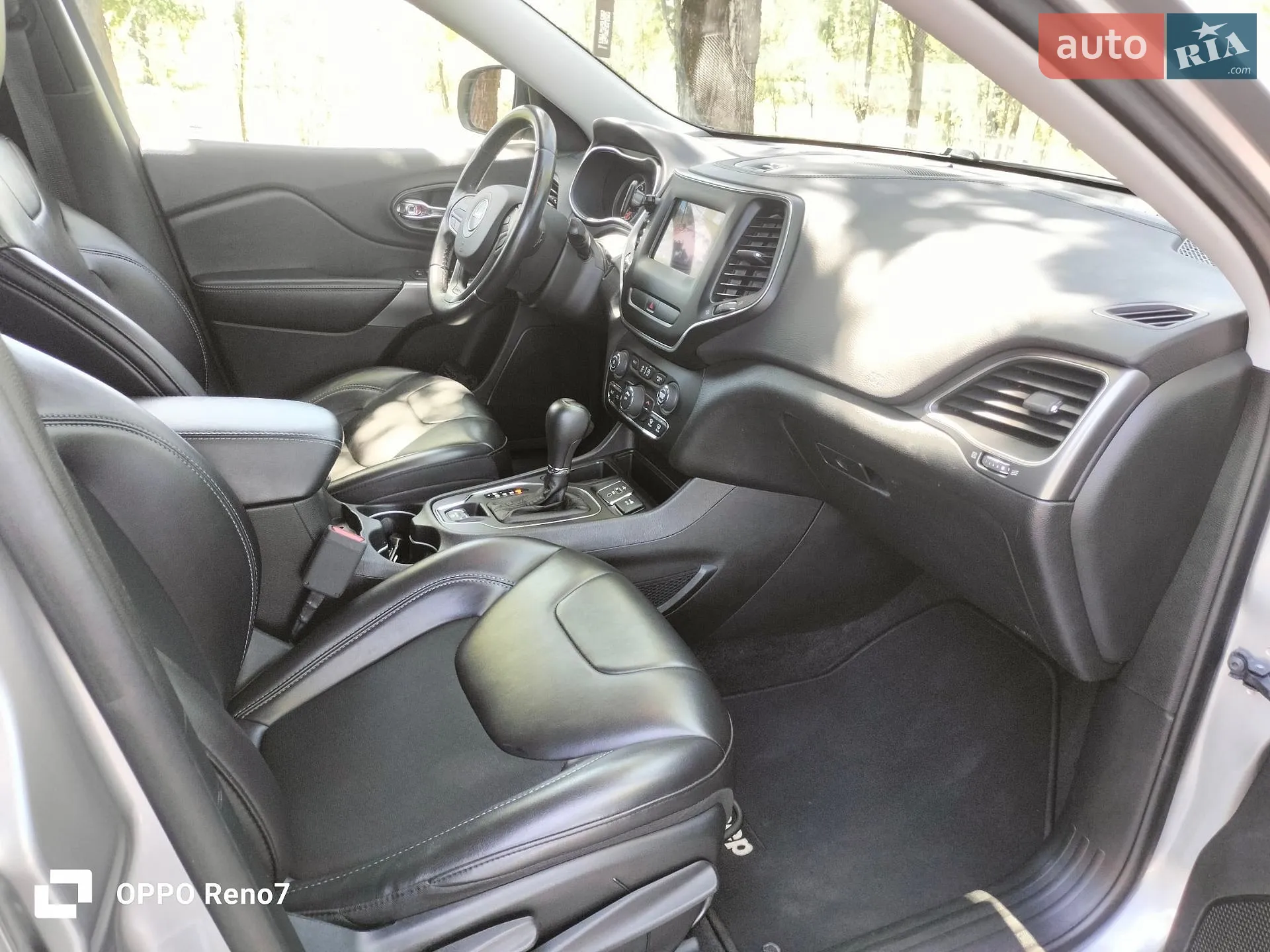 2019 Jeep Cherokee - мініатюра 12