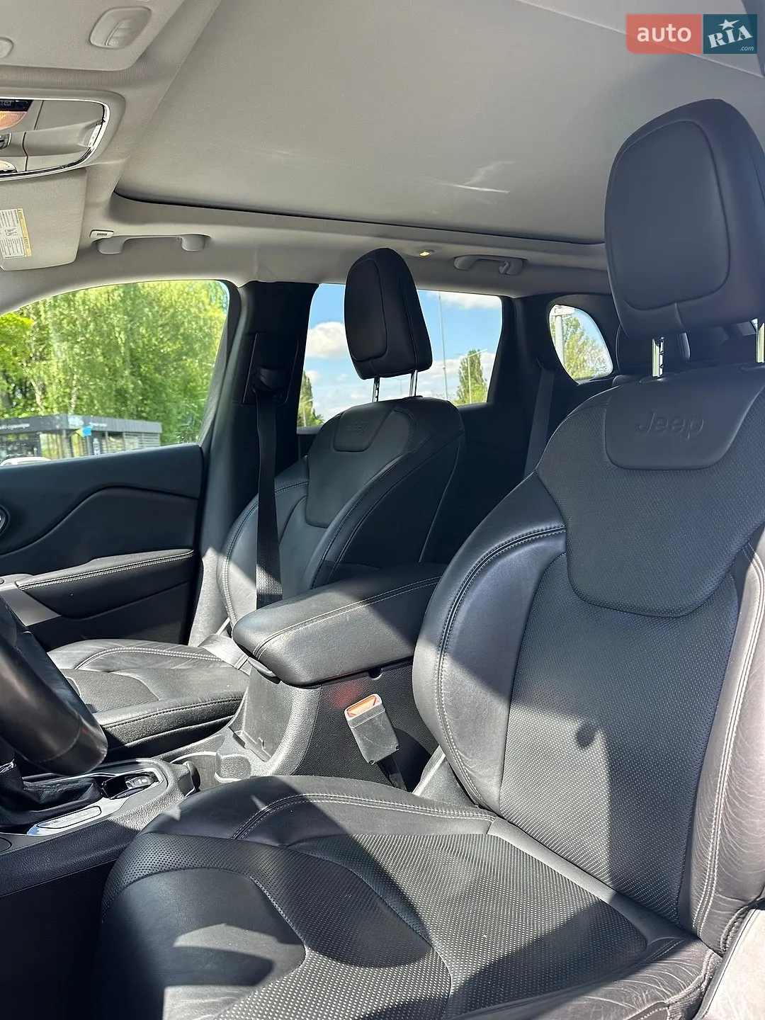 2018 Jeep Cherokee - мініатюра 11