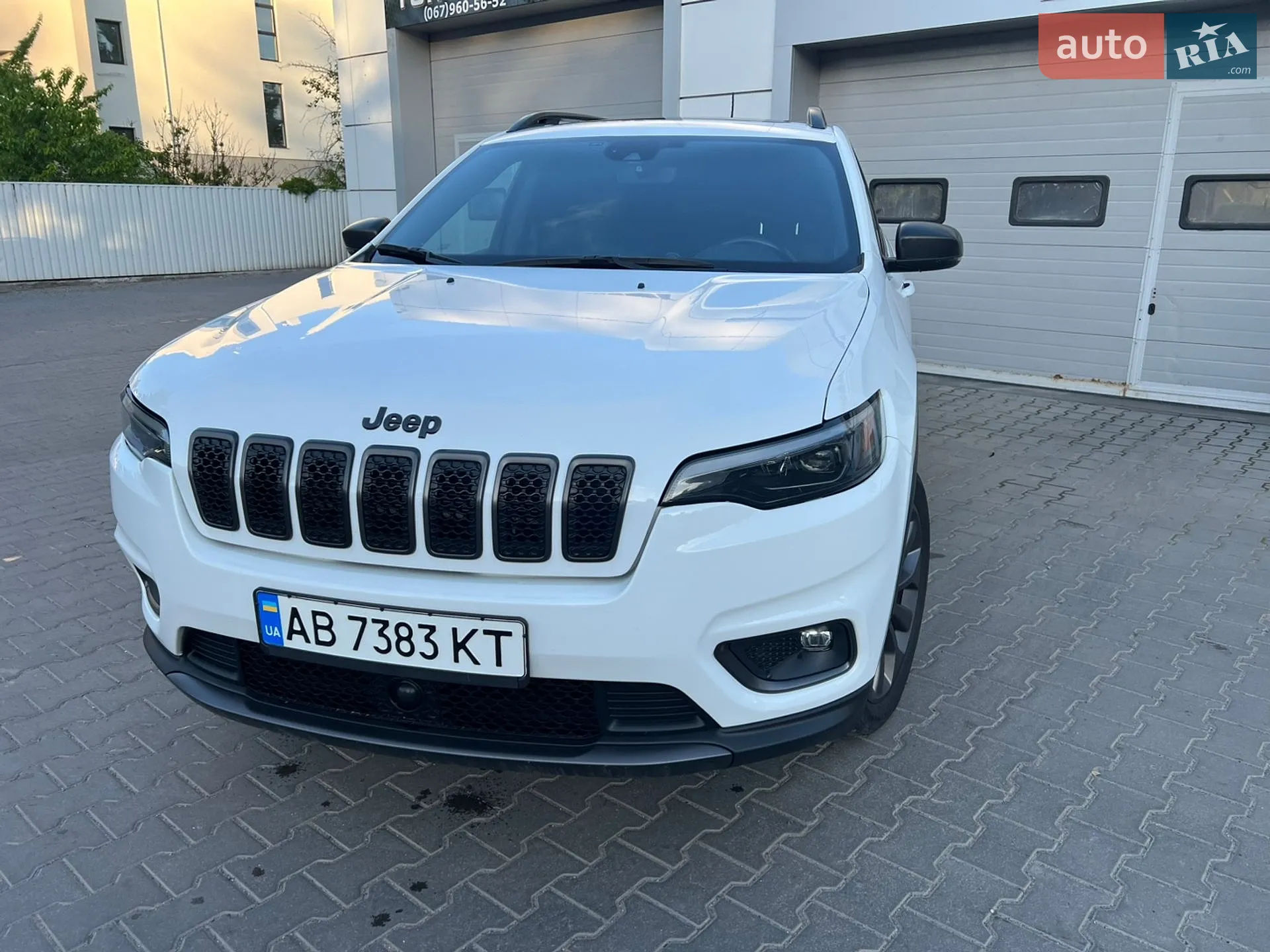 2021 Jeep Cherokee - мініатюра 3