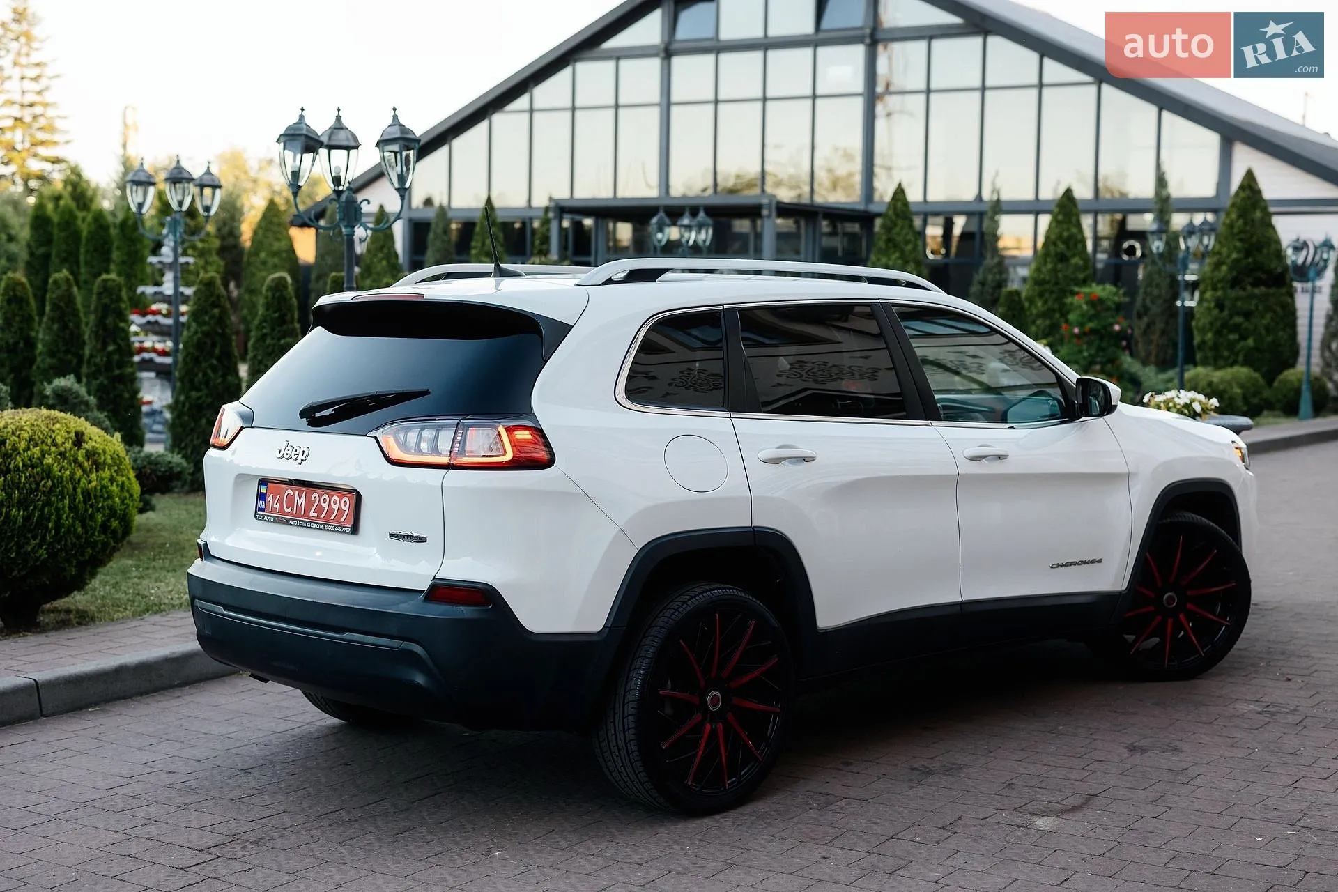 2019 Jeep Cherokee - мініатюра 14