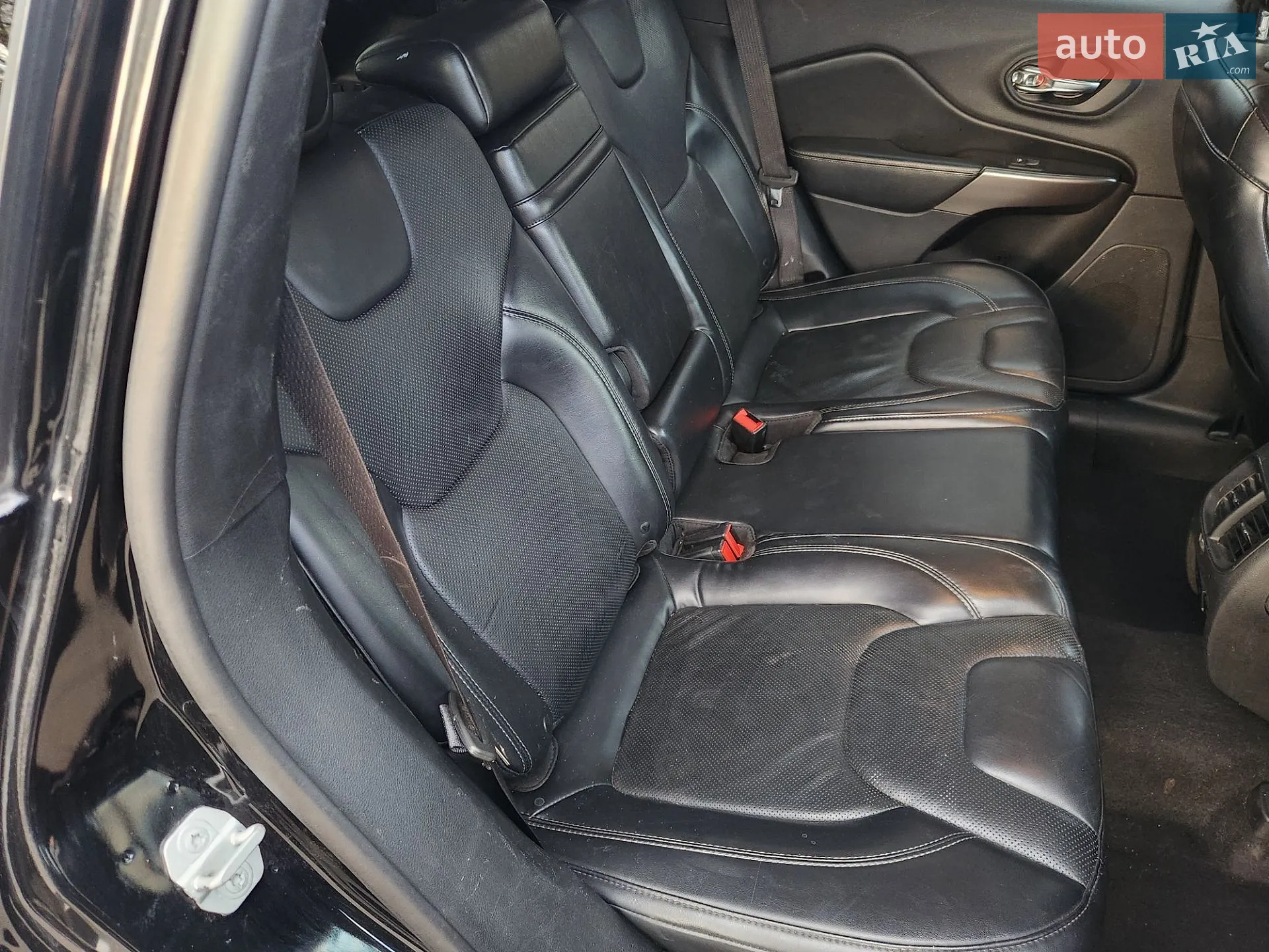 2018 Jeep Cherokee - мініатюра 20