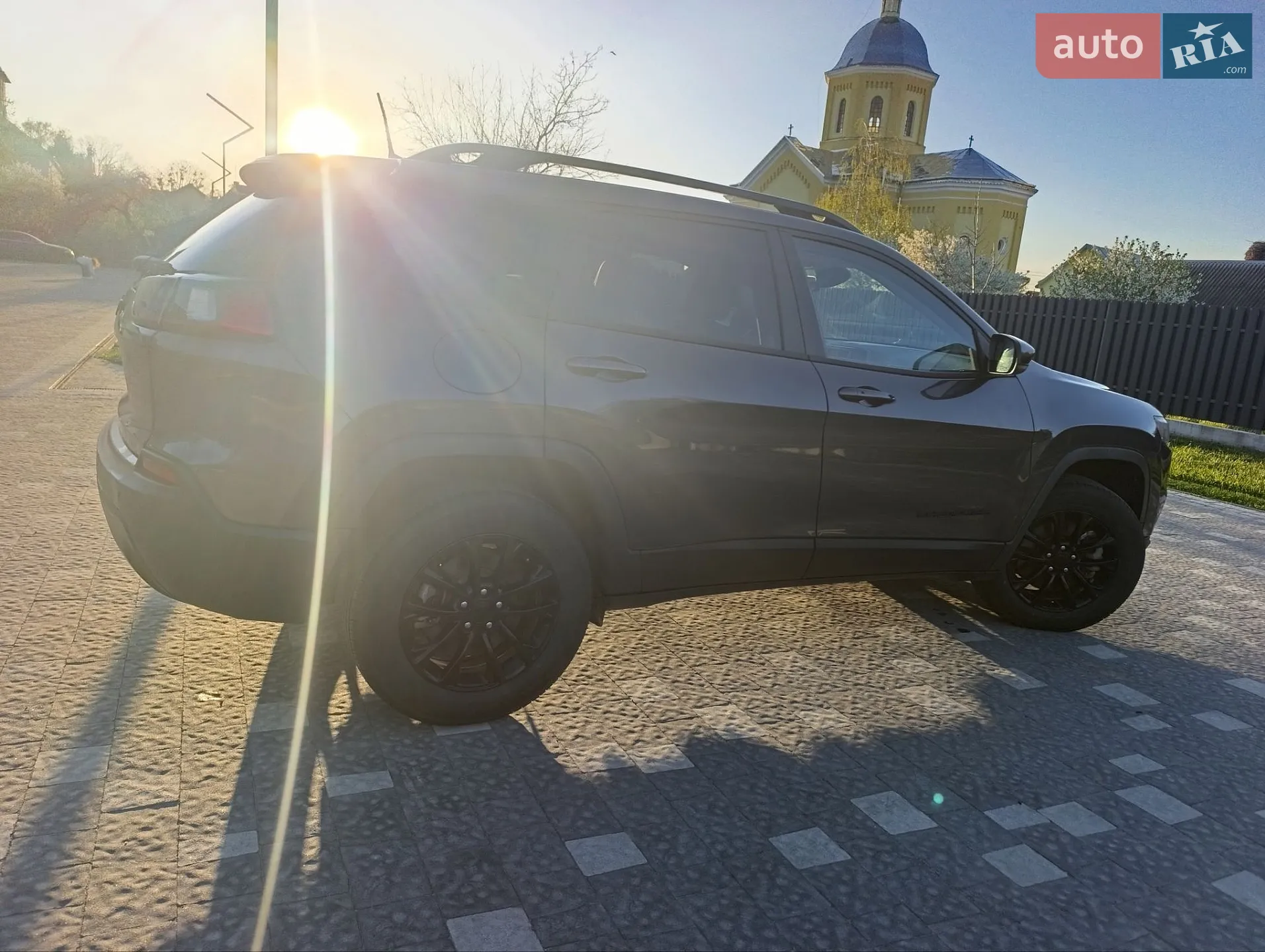 2023 Jeep Cherokee - мініатюра 22