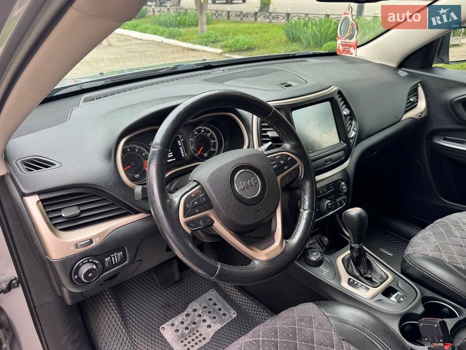 2015 Jeep Cherokee - мініатюра 15