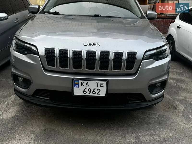 Jeep Cherokee
