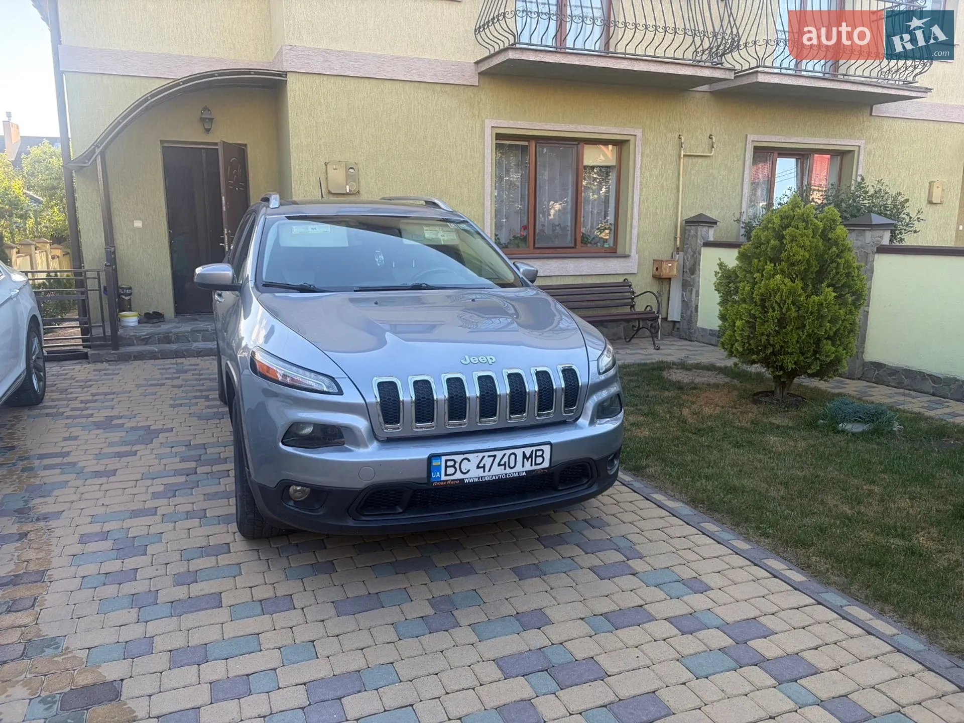 2014 Jeep Cherokee - мініатюра 3