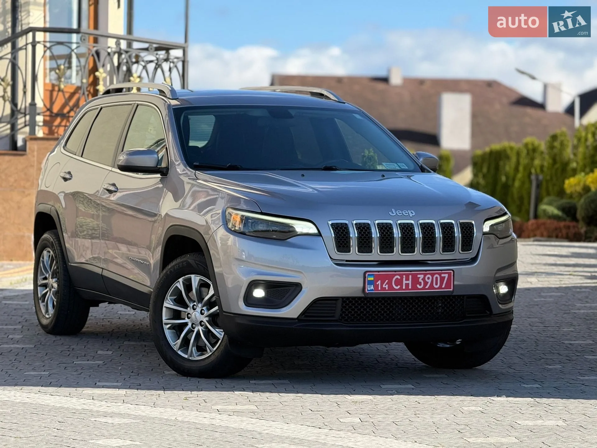 2019 Jeep Cherokee - мініатюра 3