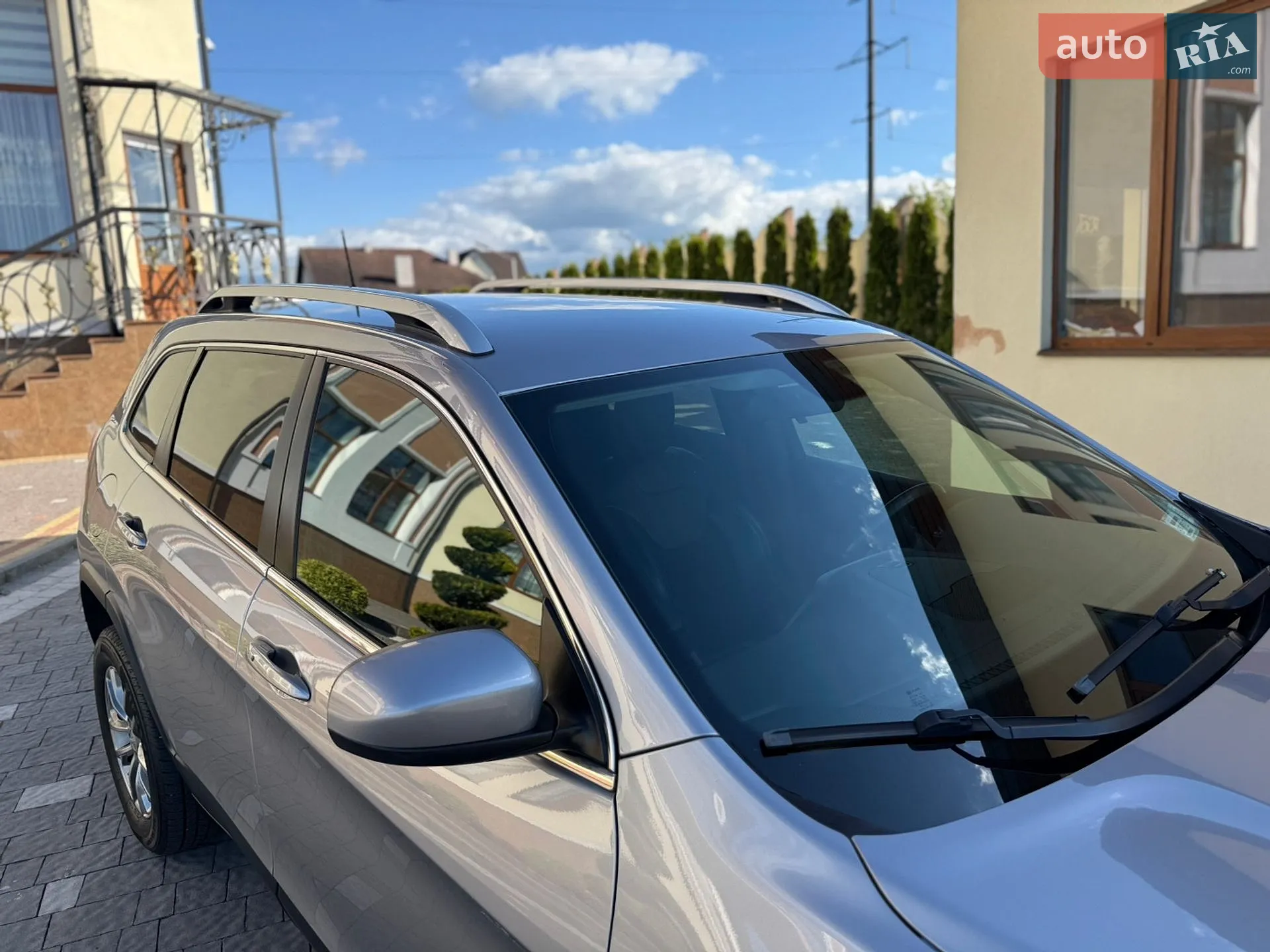 2019 Jeep Cherokee - мініатюра 13