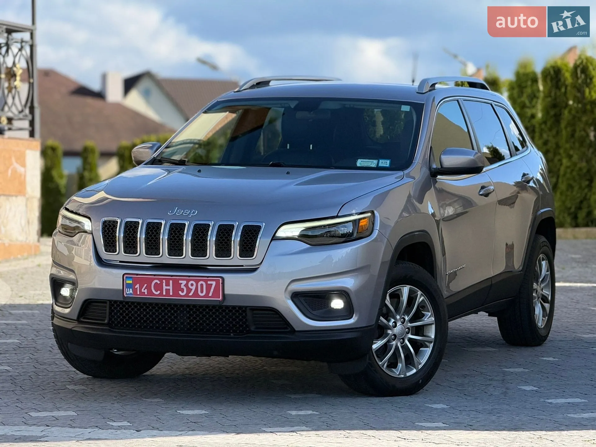 2019 Jeep Cherokee - мініатюра 19