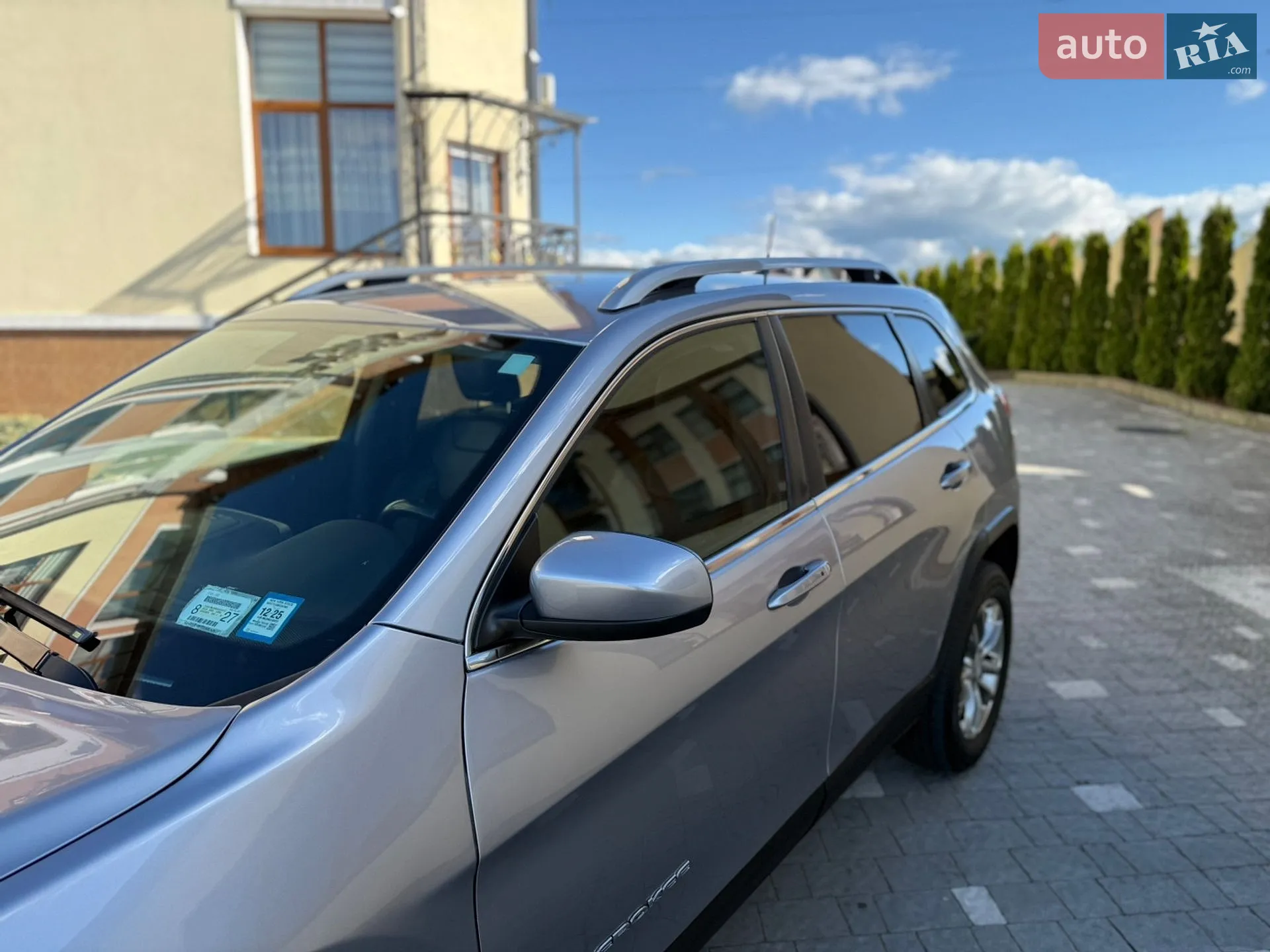 2019 Jeep Cherokee - мініатюра 26