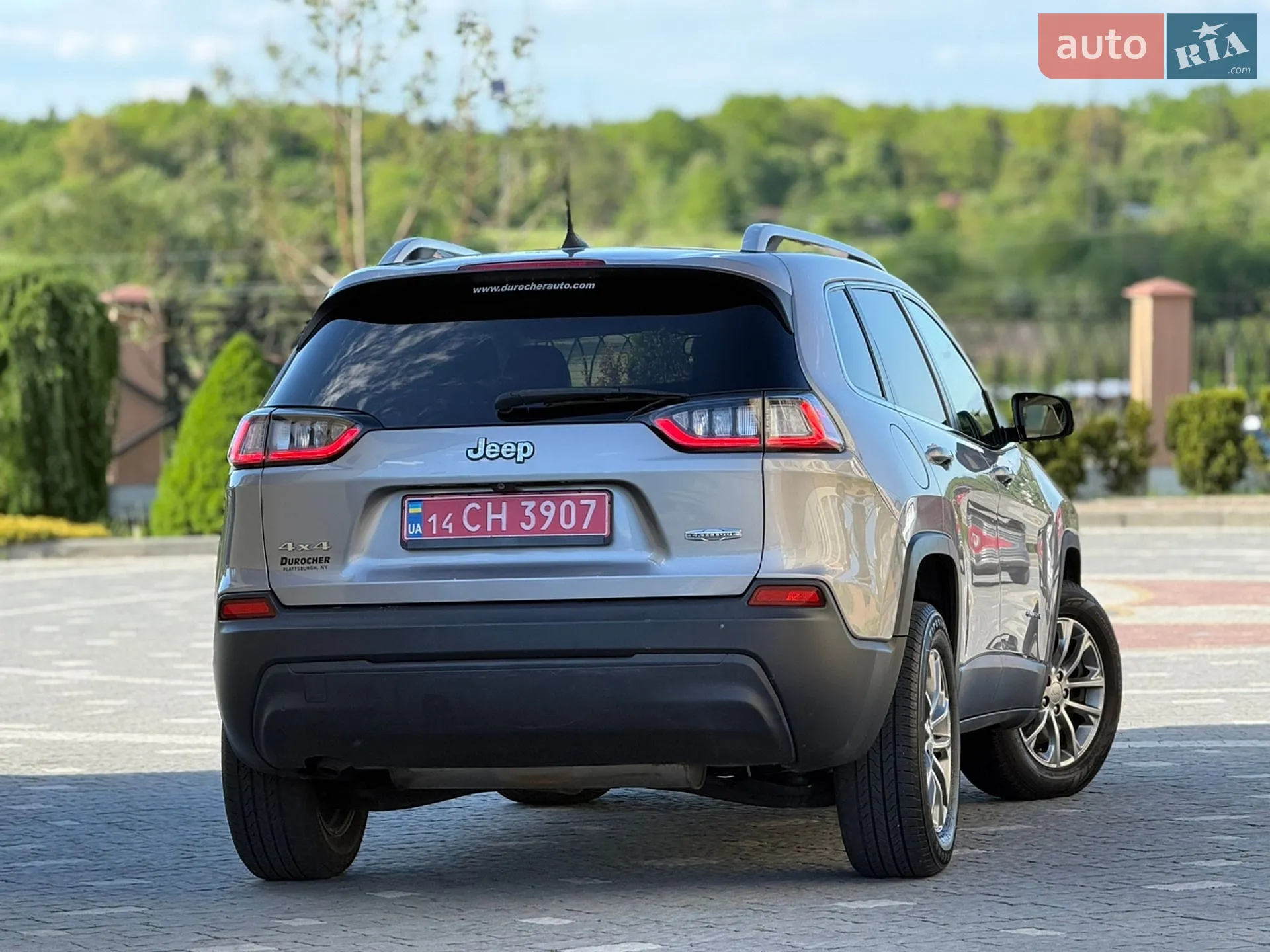 2019 Jeep Cherokee - мініатюра 31
