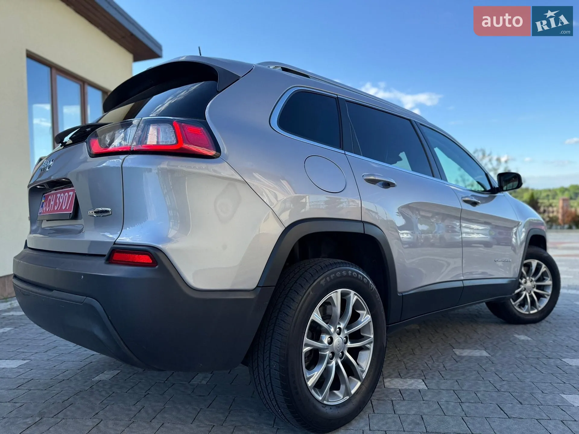 2019 Jeep Cherokee - мініатюра 34
