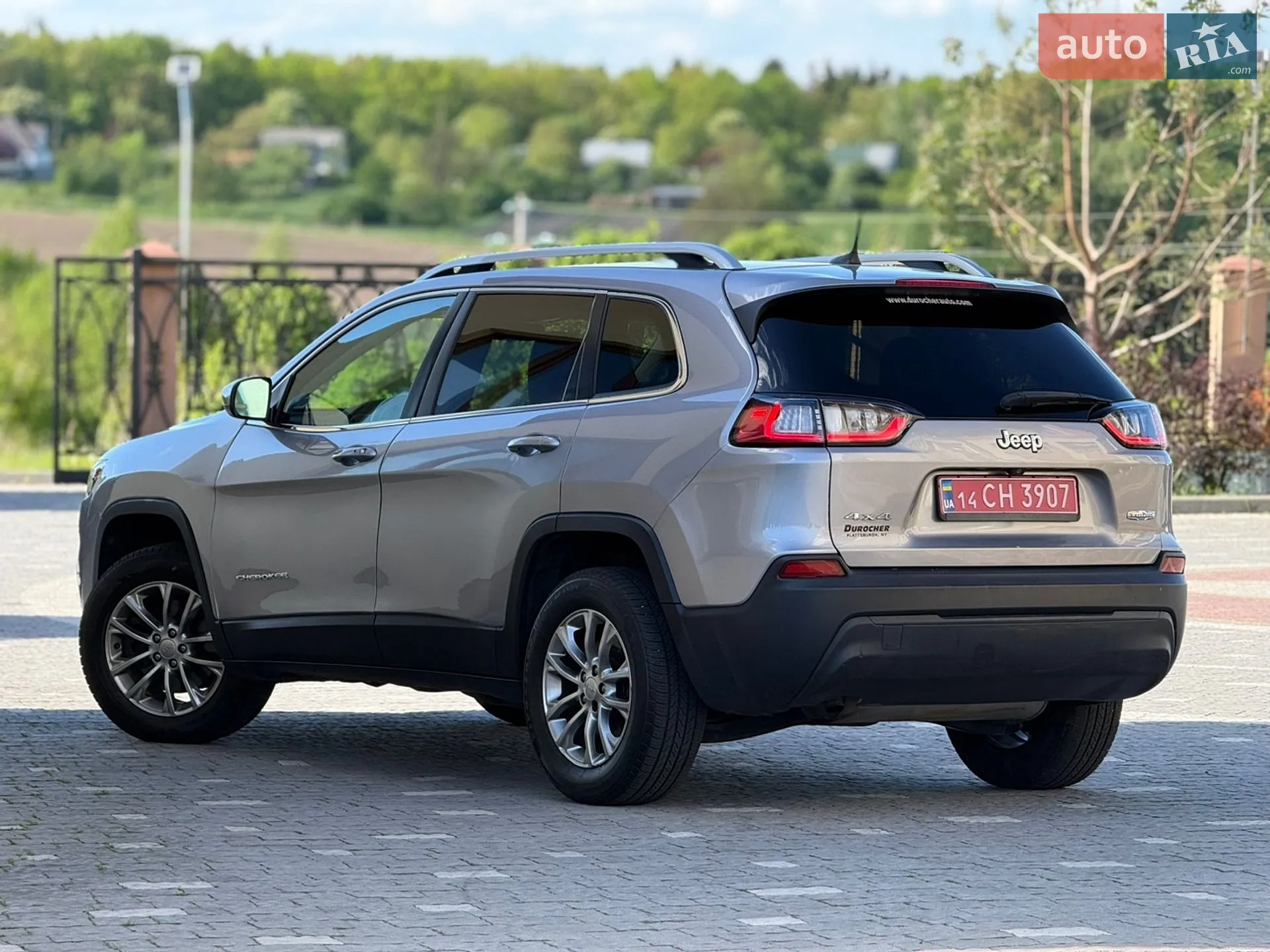2019 Jeep Cherokee - мініатюра 37