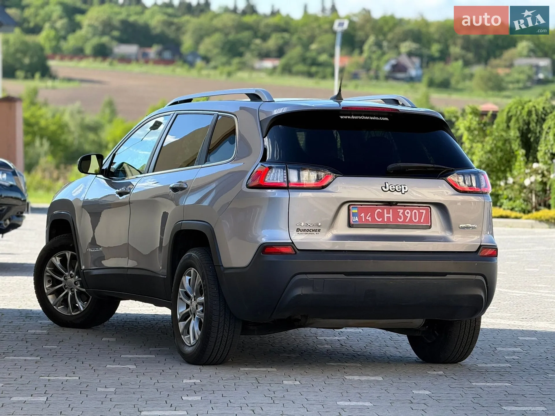 2019 Jeep Cherokee - мініатюра 38