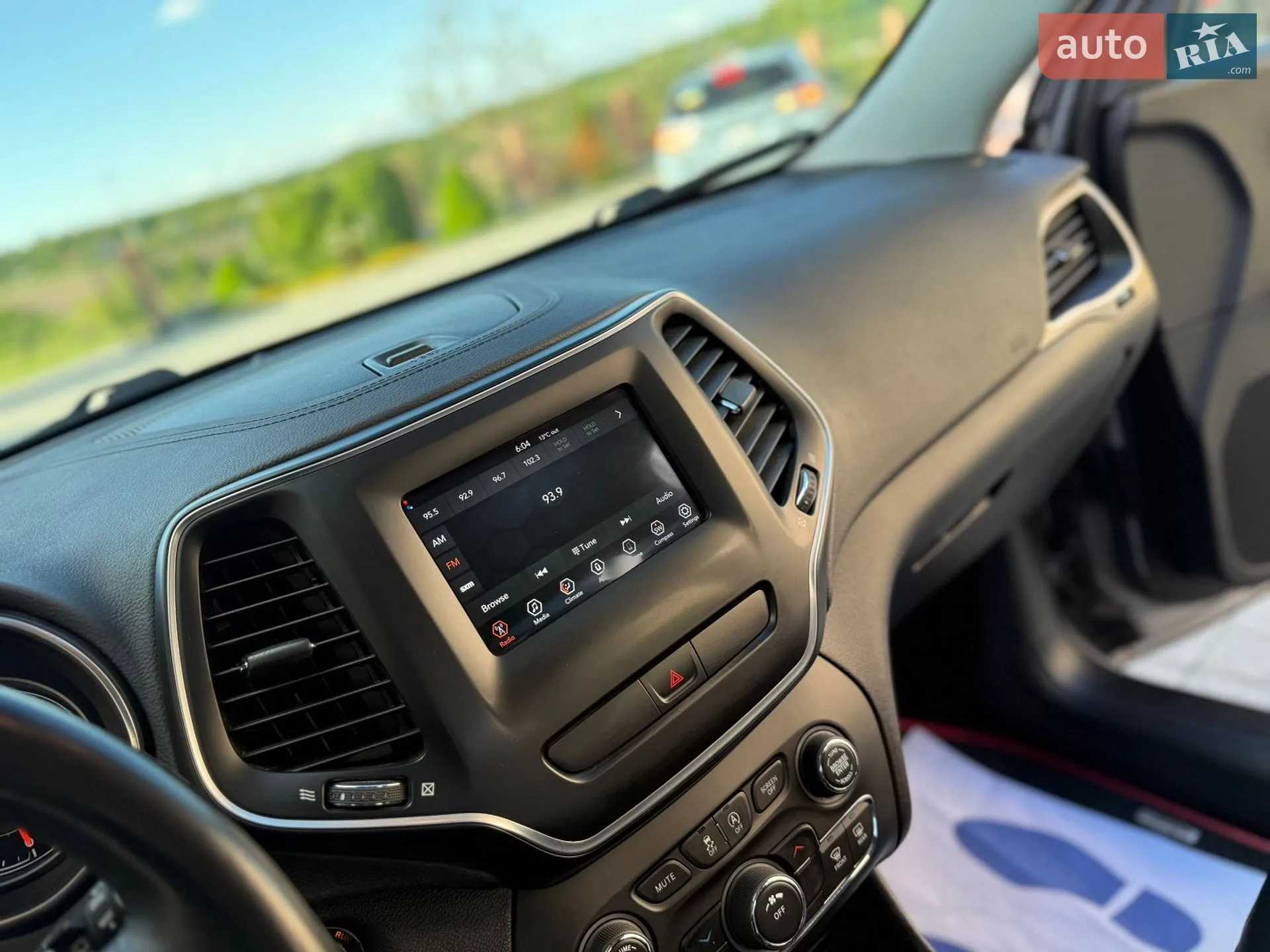 2019 Jeep Cherokee - мініатюра 48