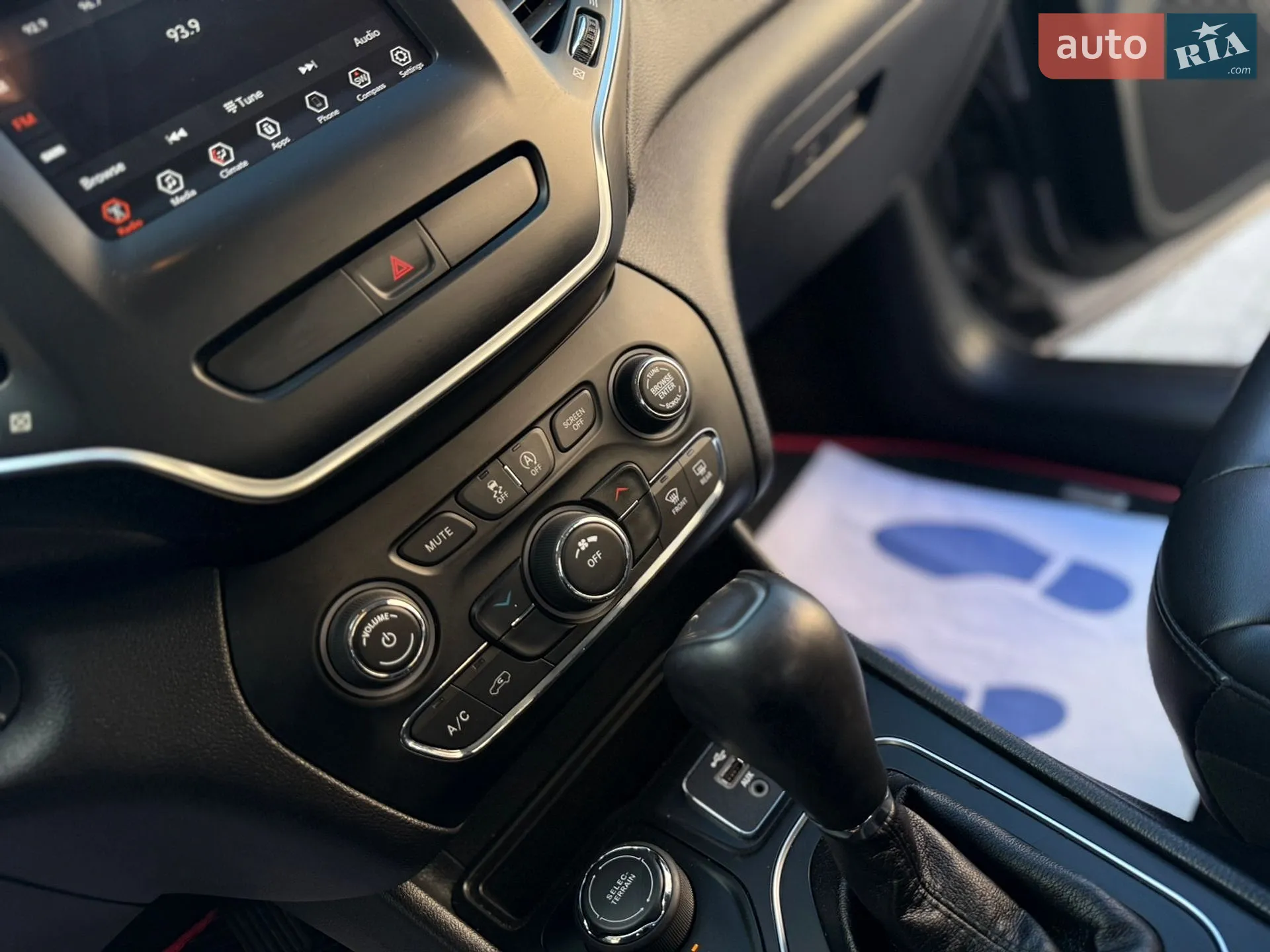2019 Jeep Cherokee - мініатюра 49