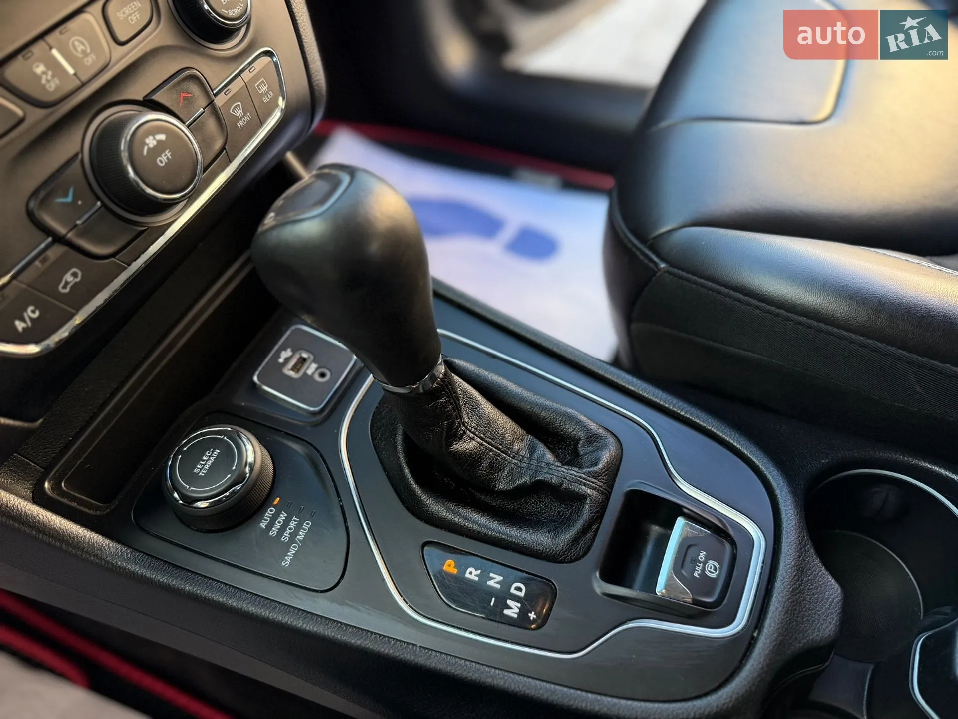 2019 Jeep Cherokee - мініатюра 50