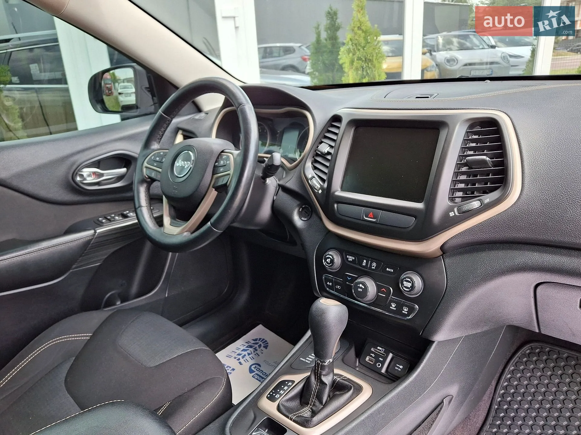 2016 Jeep Cherokee - мініатюра 10