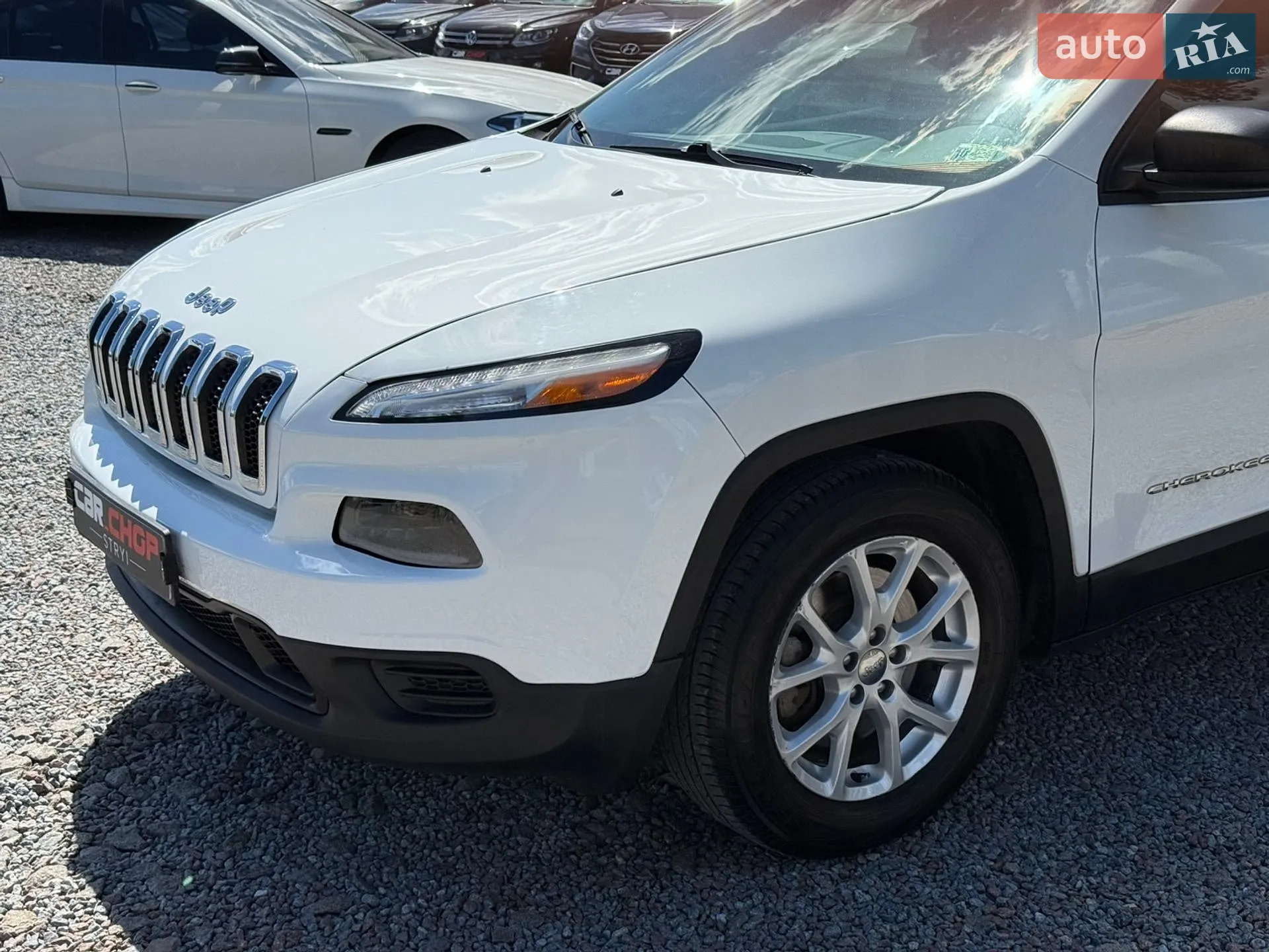 2017 Jeep Cherokee - мініатюра 8
