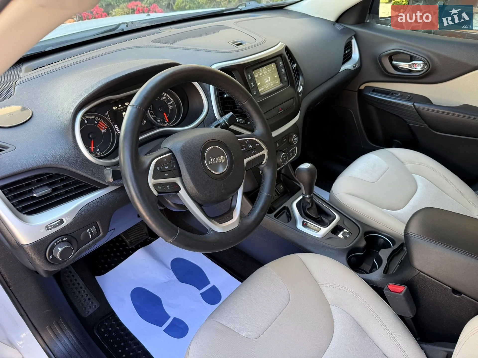 2017 Jeep Cherokee - мініатюра 29