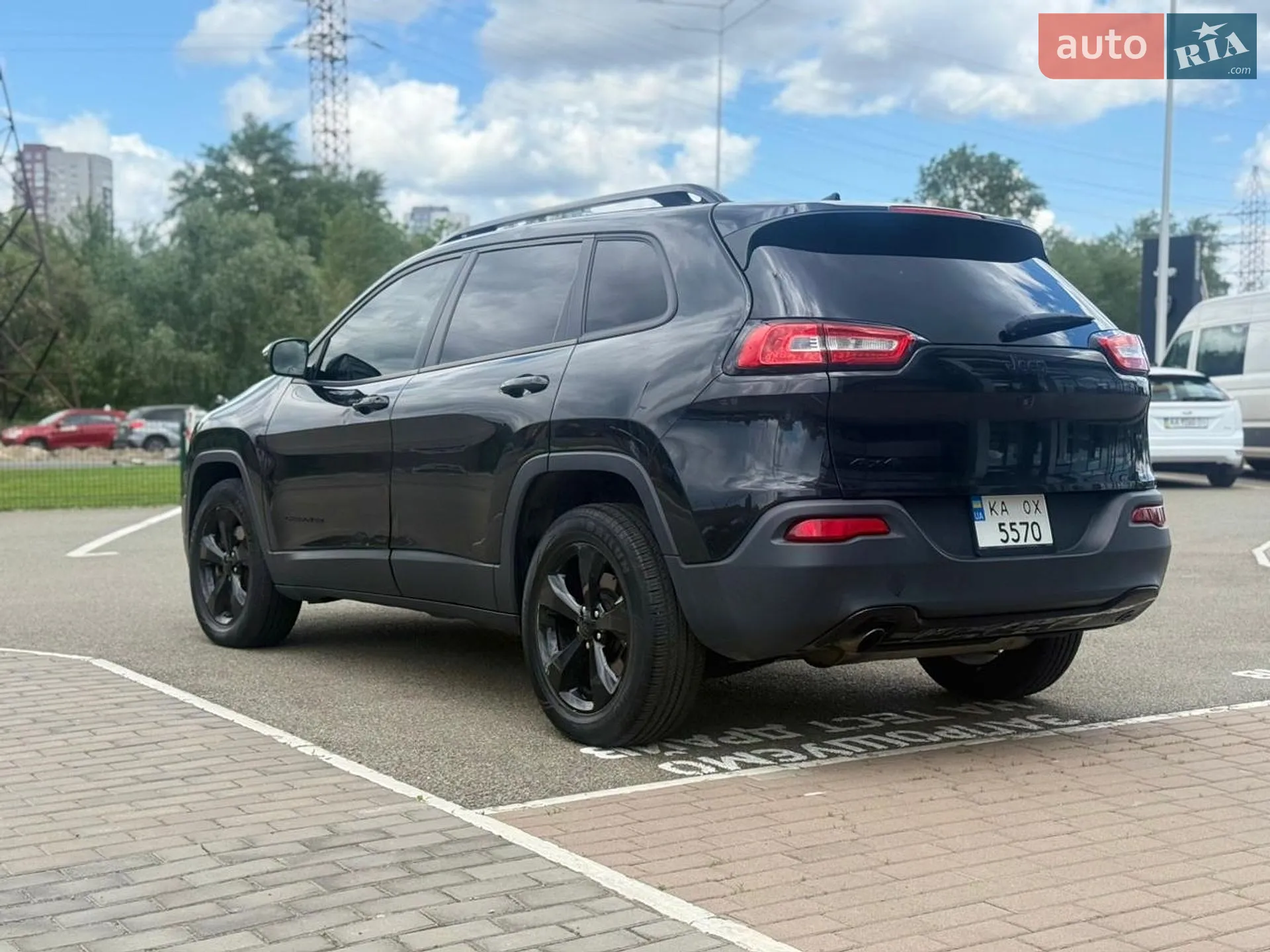 2016 Jeep Cherokee - мініатюра 3