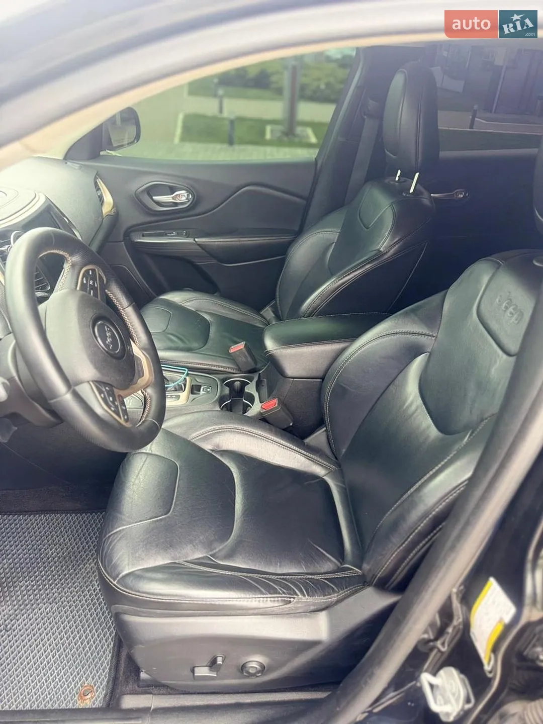 2016 Jeep Cherokee - мініатюра 26