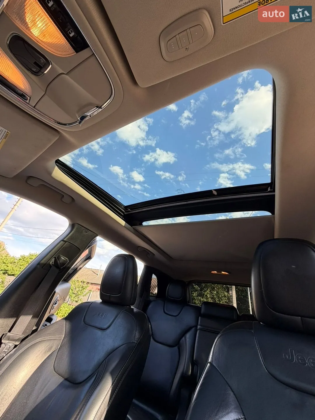 2014 Jeep Cherokee - мініатюра 14
