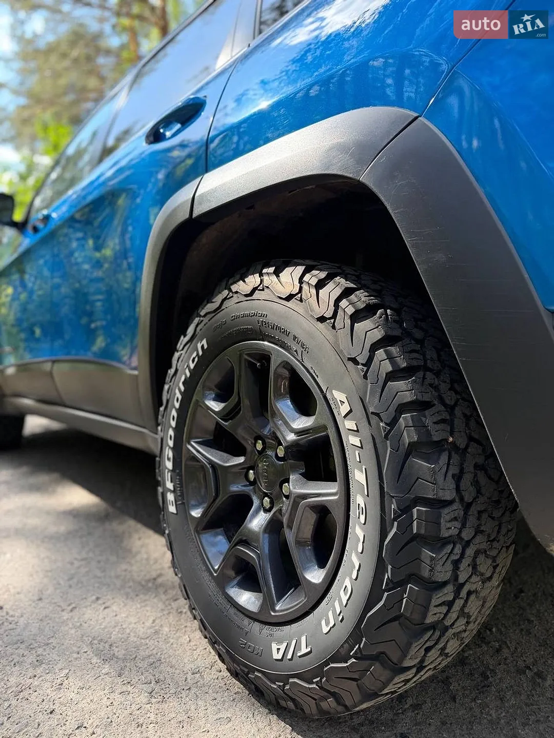 2019 Jeep Cherokee - мініатюра 23