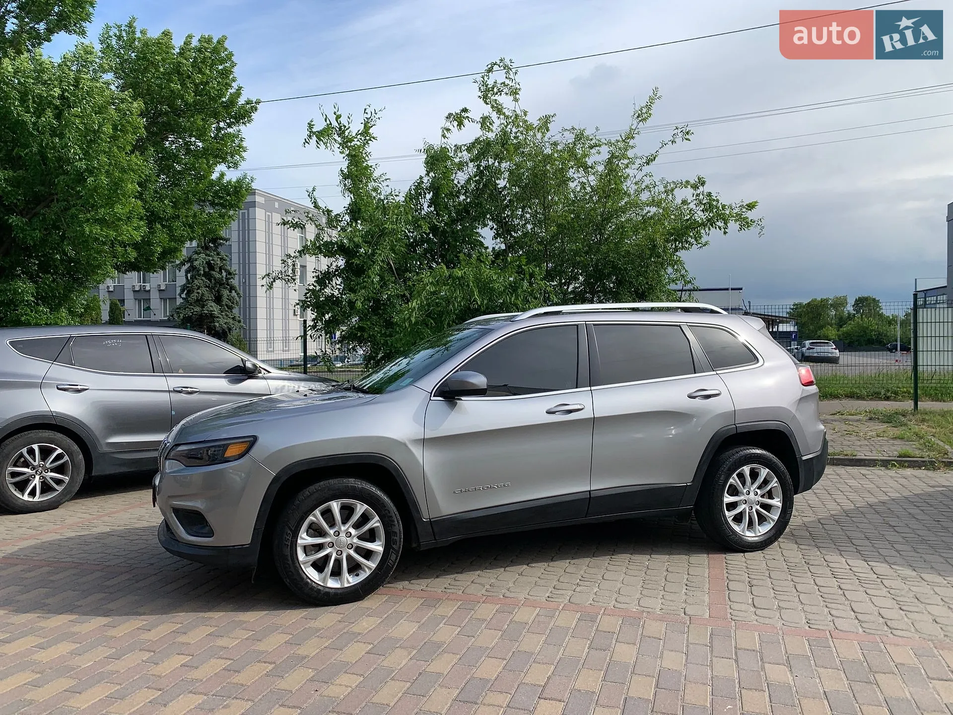 2019 Jeep Cherokee - мініатюра 10