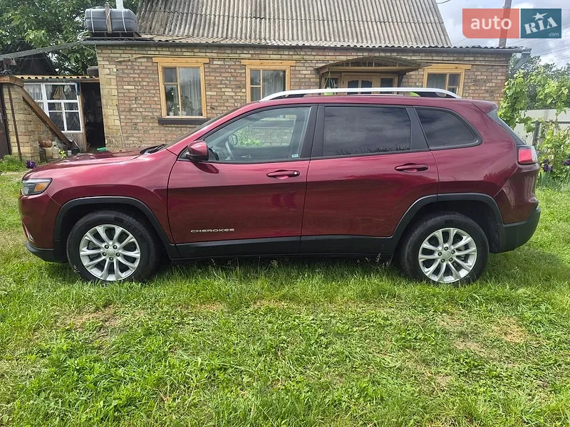 Jeep Cherokee 2020 VIN 1C4PJLCB2LD596770 фото оголошення 4 з 61