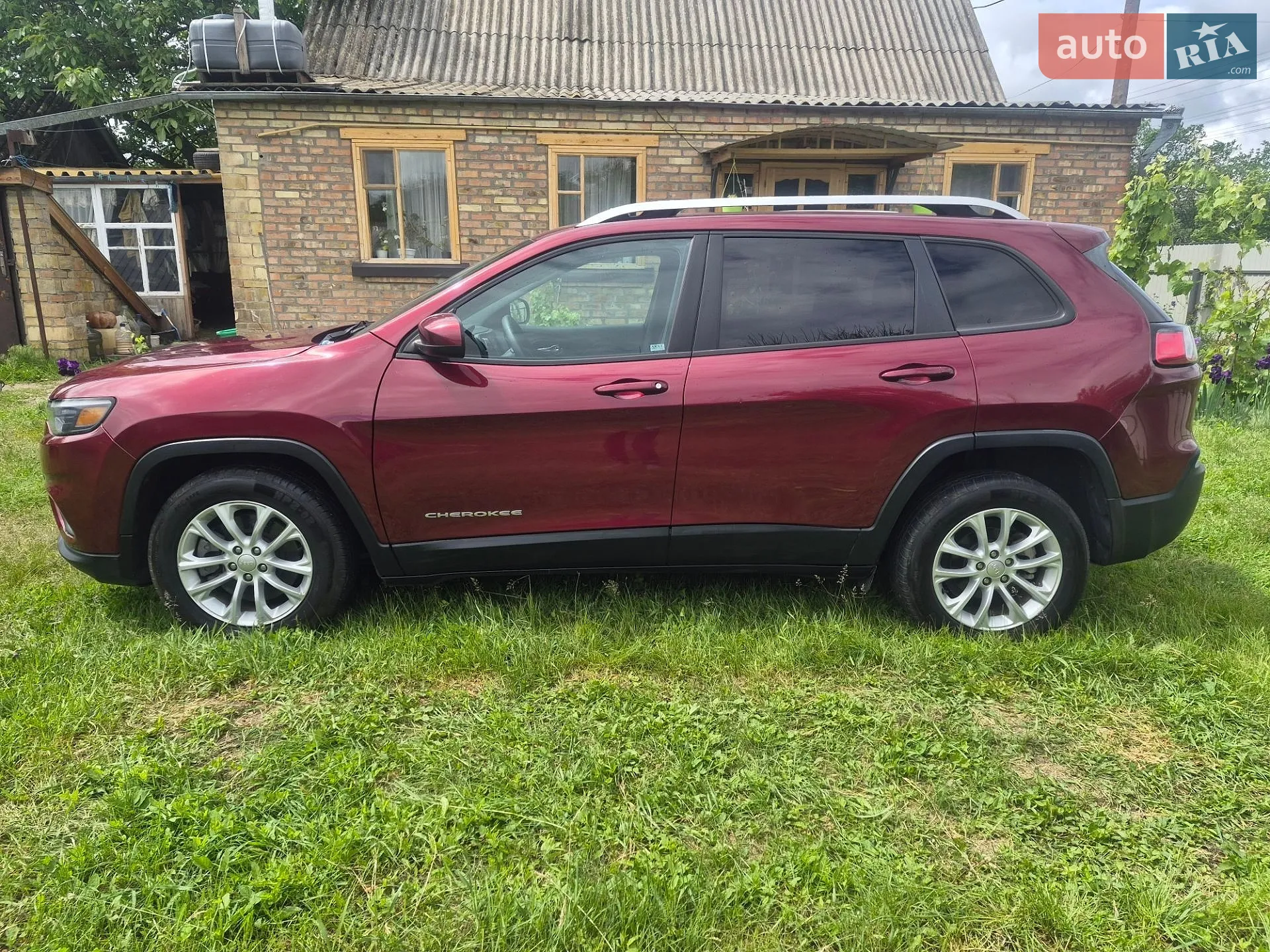 2020 Jeep Cherokee - мініатюра 4