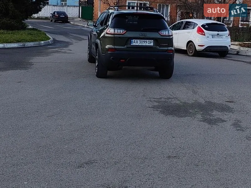 Jeep Cherokee 2019 VIN 1C4PJMBX7LD573116 фото оголошення 22 з 66