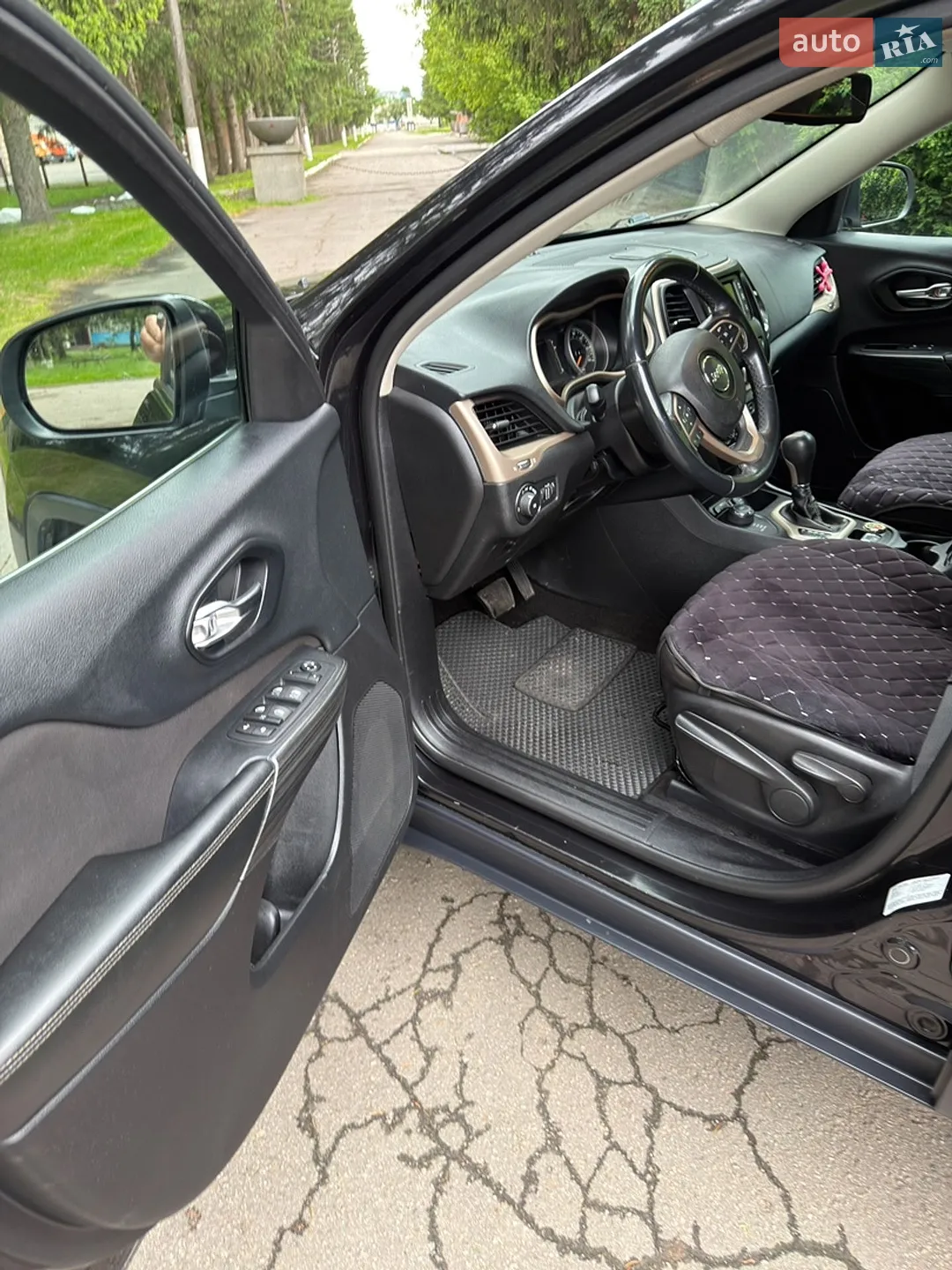2015 Jeep Cherokee - мініатюра 10